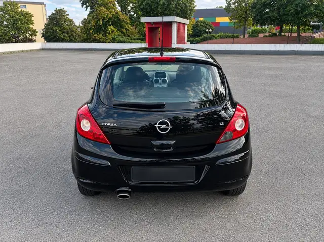 Opel Corsa view 8