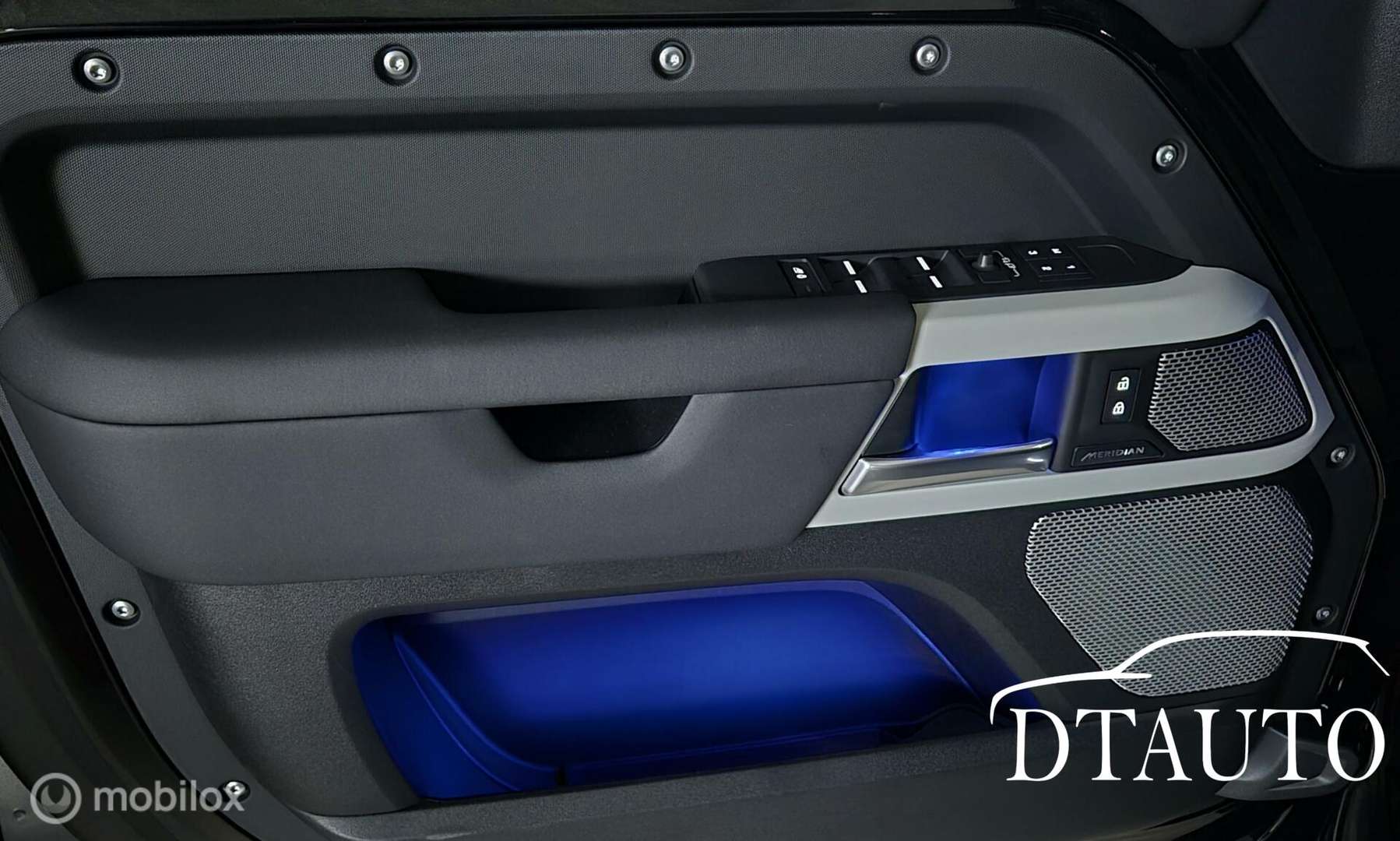 Land Rover Defender HSE D300 - 2024 - Joinsteer - #9