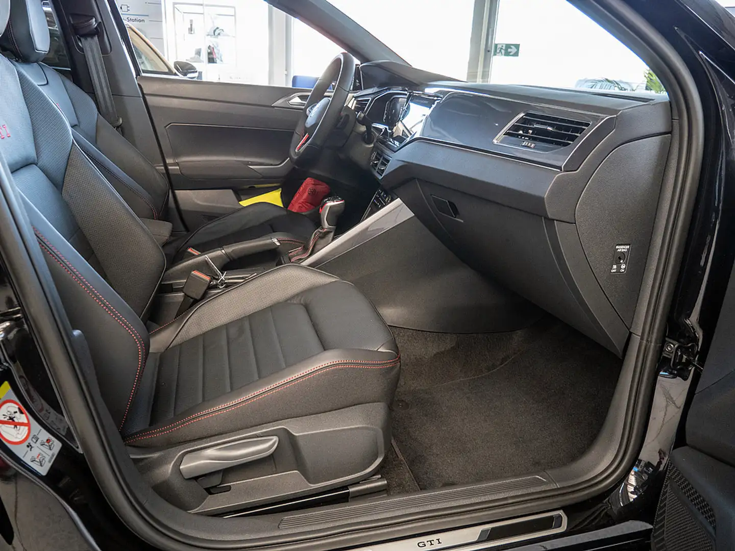 Volkswagen Polo GTI 2.0 TSI DSG KAMERA PANO MATRIX-LED Schwarz - 2