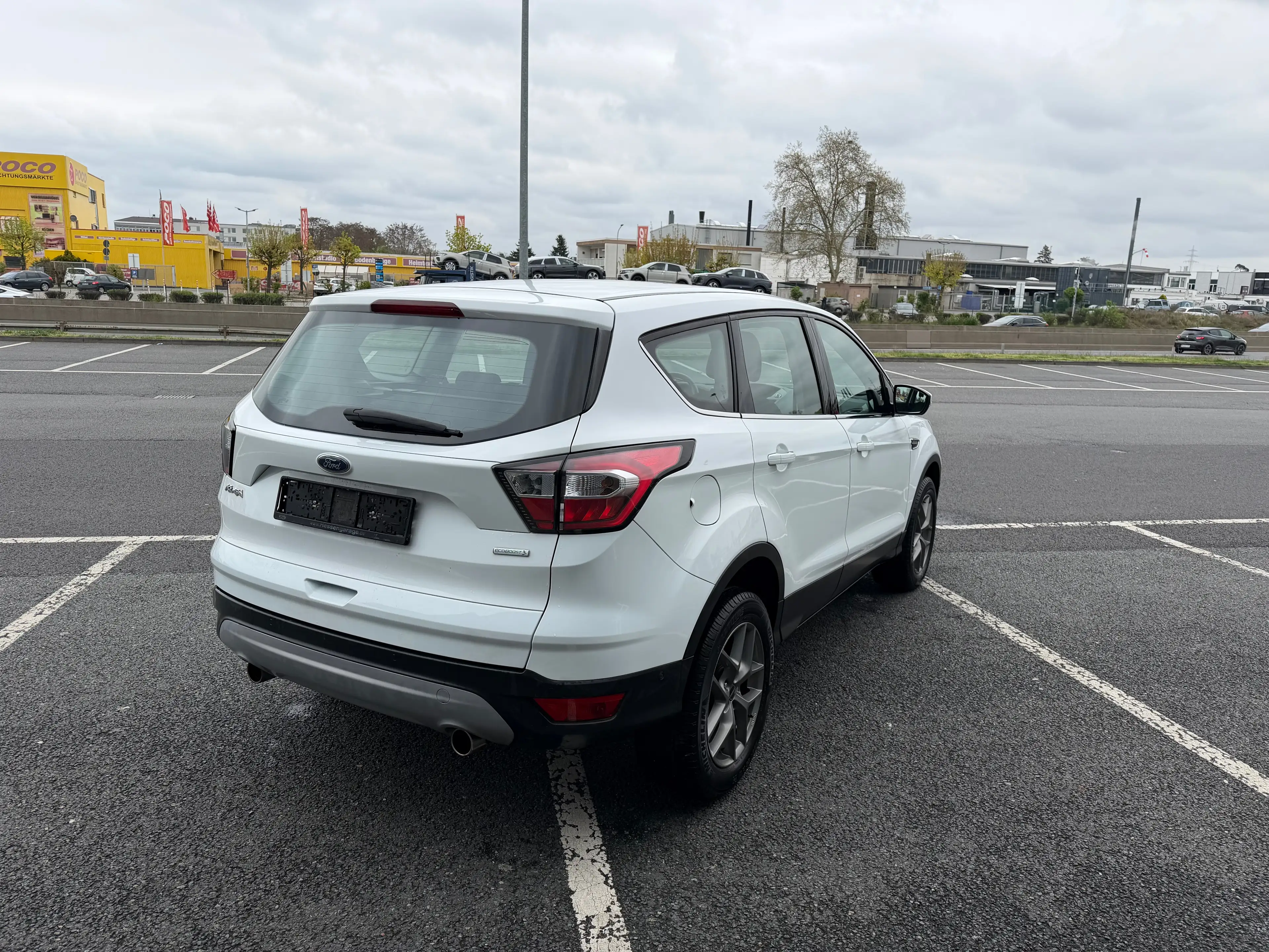 Ford Kuga Trend — photo 4