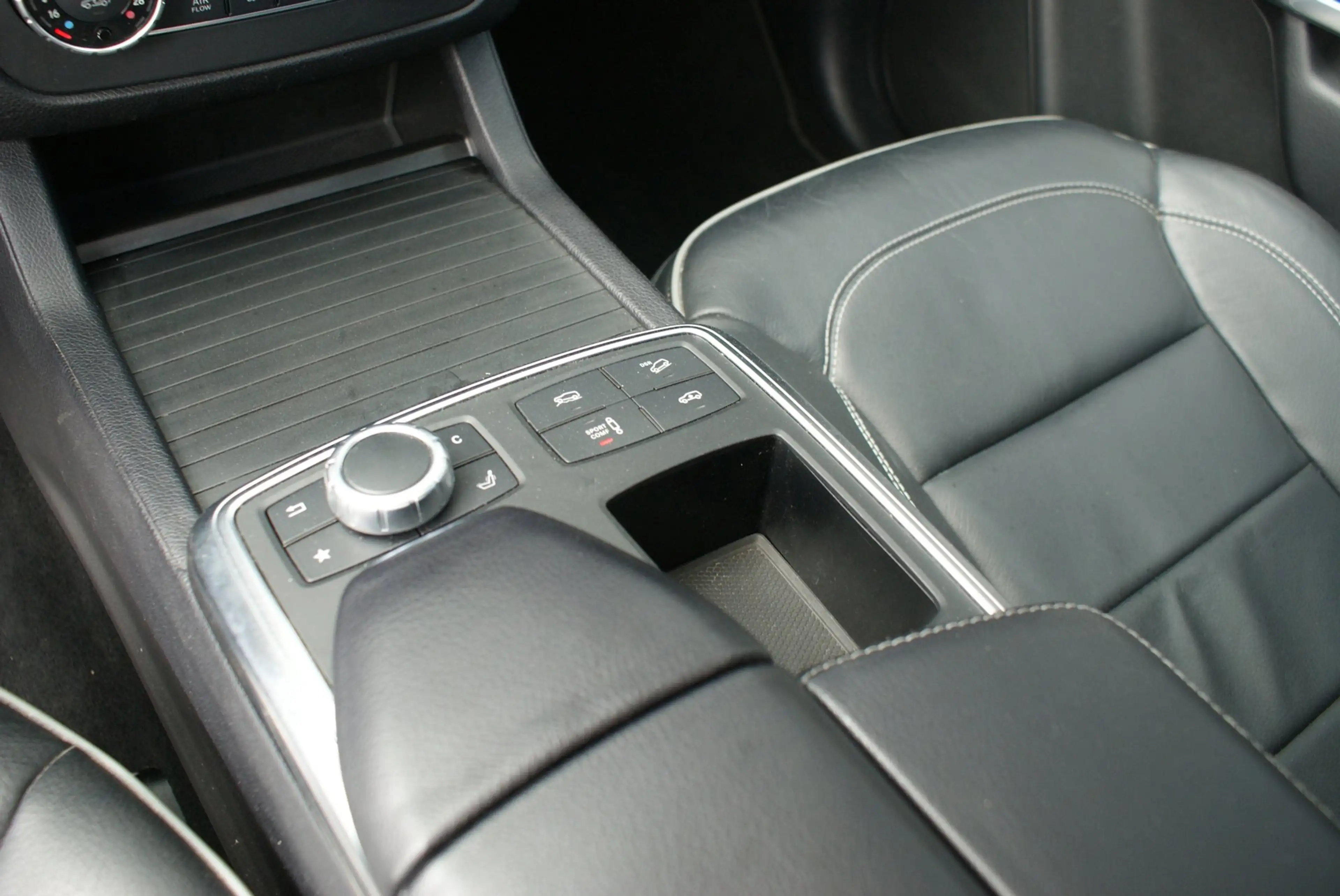 Mercedes-Benz GL 500 4-Matic ///AMG pakket | Schuifdak | Volledig onder — photo 27