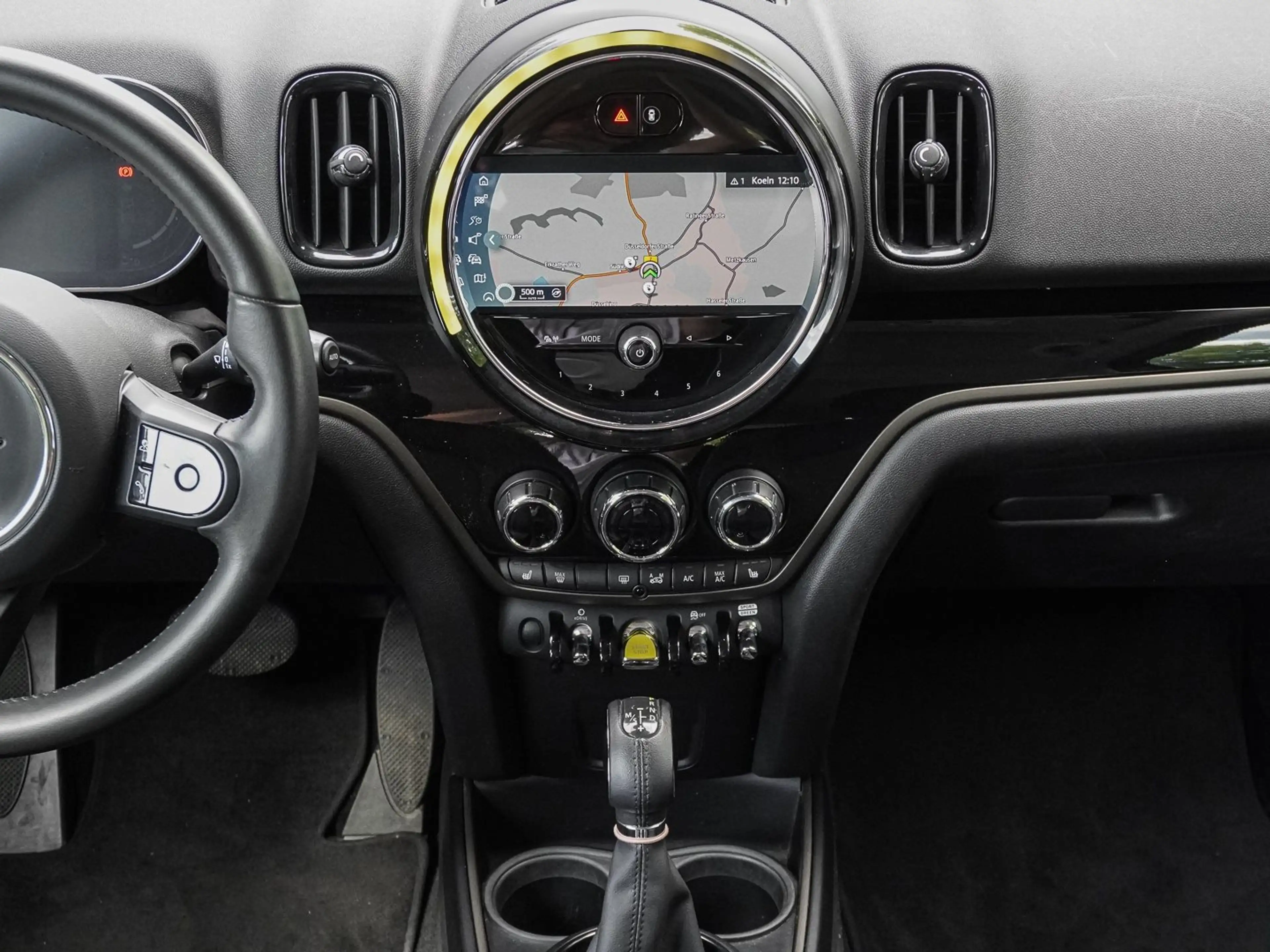 MINI Cooper SE Countryman Cooper SE ALL4 RFK NAVI LED PDC V+H DAB Klima — photo 9