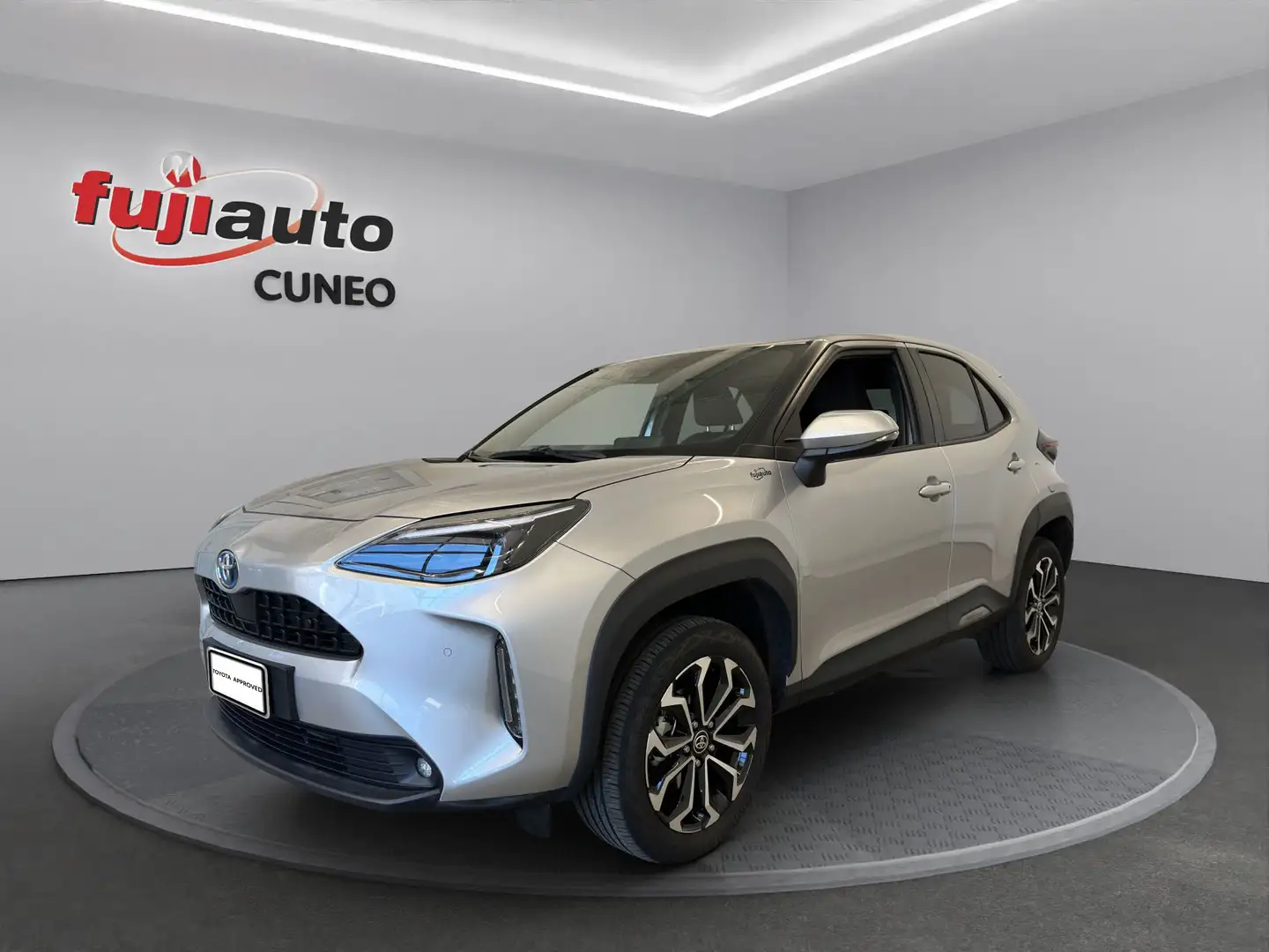 Toyota Yaris Cross Yaris Cross 1.5h Trend fwd 116cv e-cvt Argent - 1