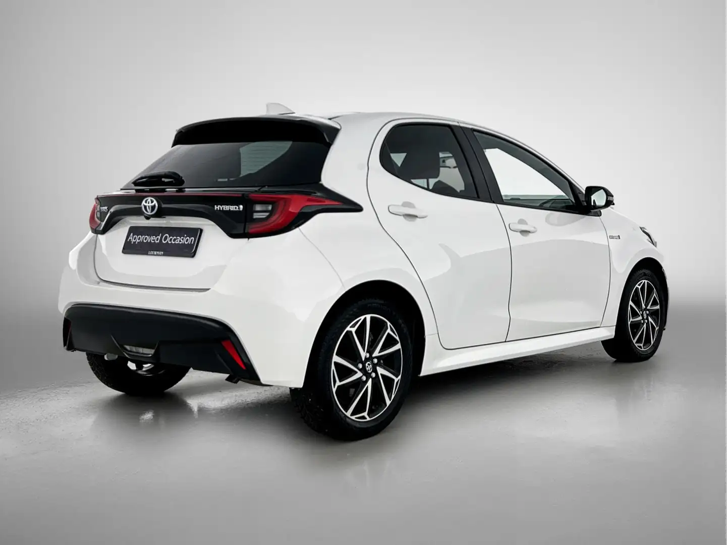 Toyota Yaris 1.5 Hybrid dynamic limited Wit - 2
