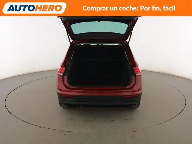 Volkswagen Tiguan view 17