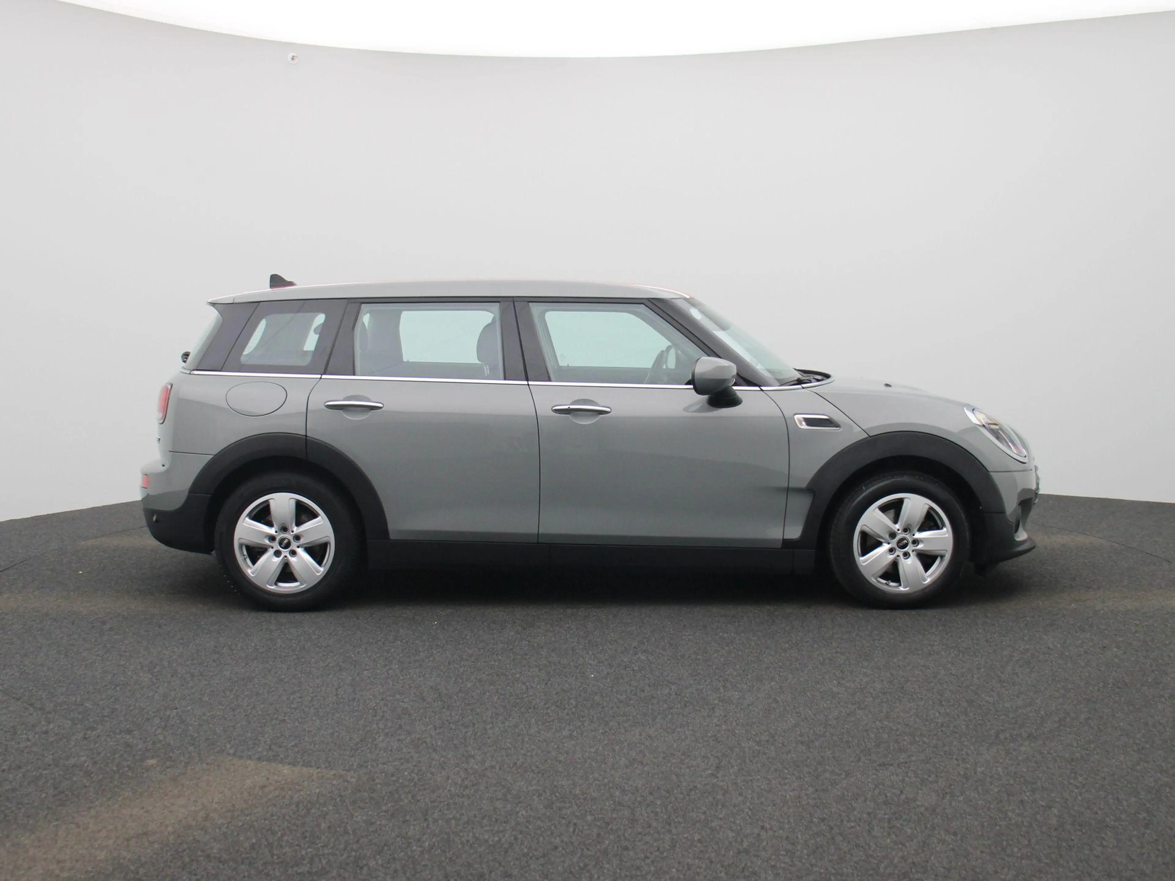 MINI Cooper Clubman Mini (100 kW) — photo 6