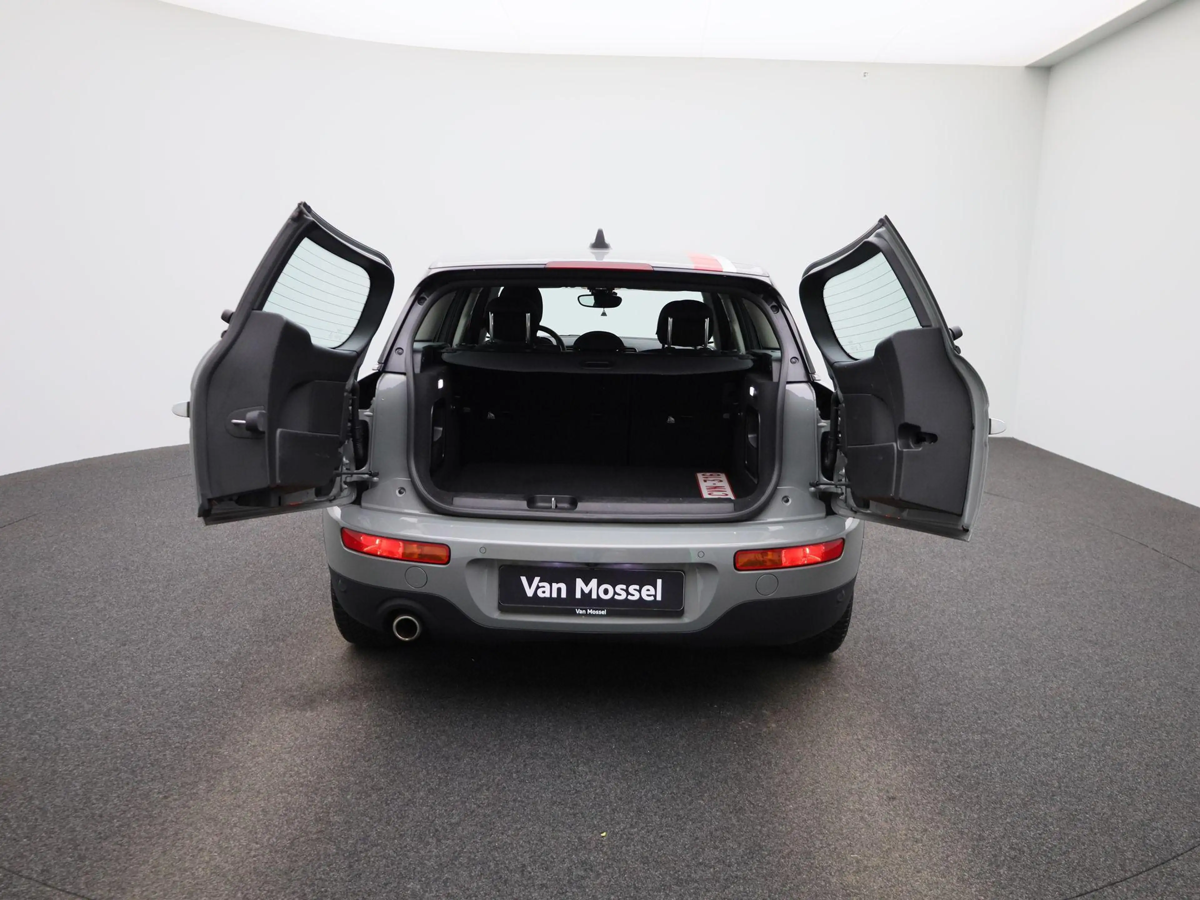 MINI Cooper Clubman Mini (100 kW) — photo 11