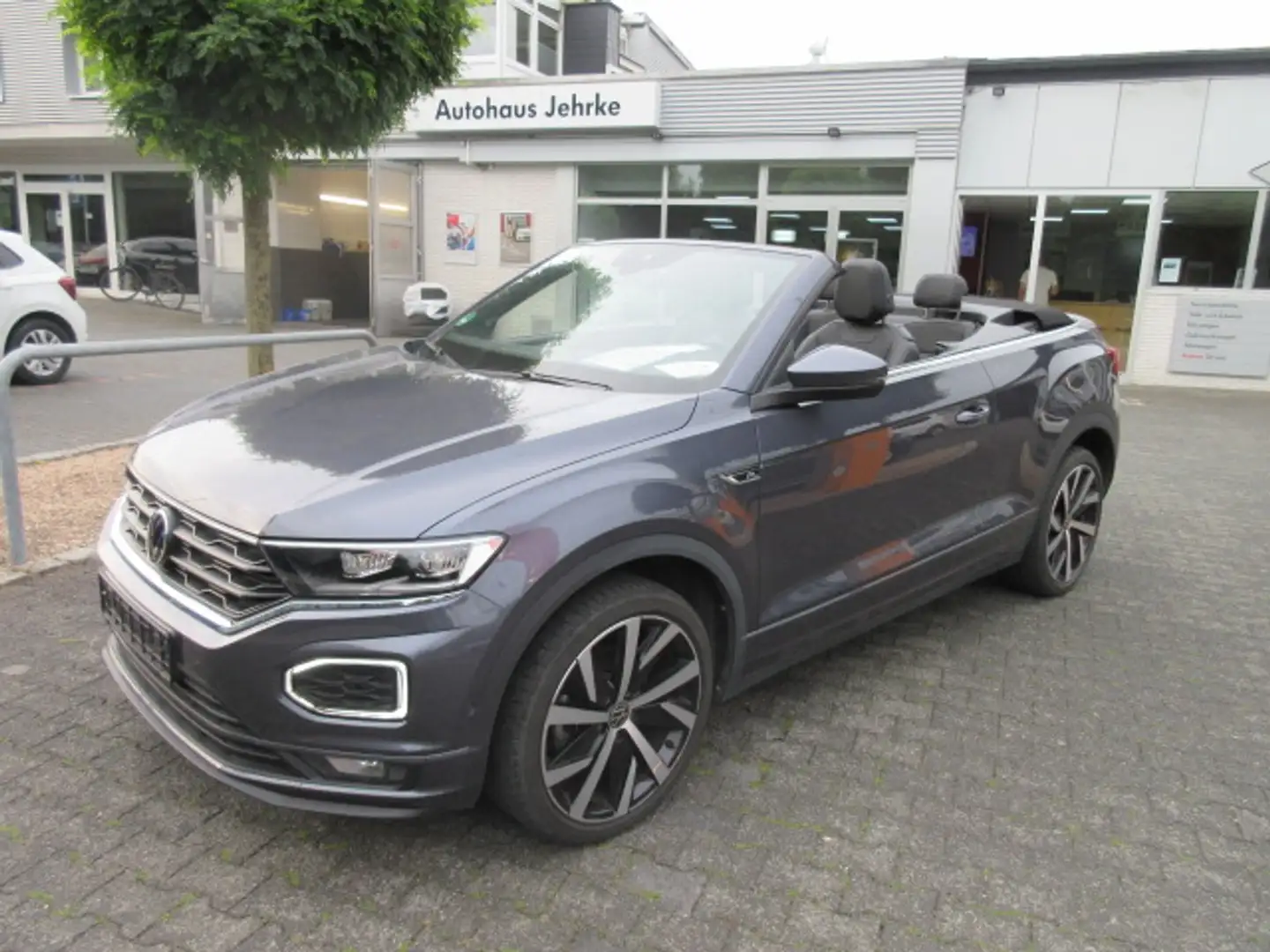 Volkswagen T-Roc Cabrio R-Line 1.5 TSI DSG NAVI AHK LEDER KAMERA LED ALU 19 APS SITZHEIZUNG KLIMA ACC Gris - 1