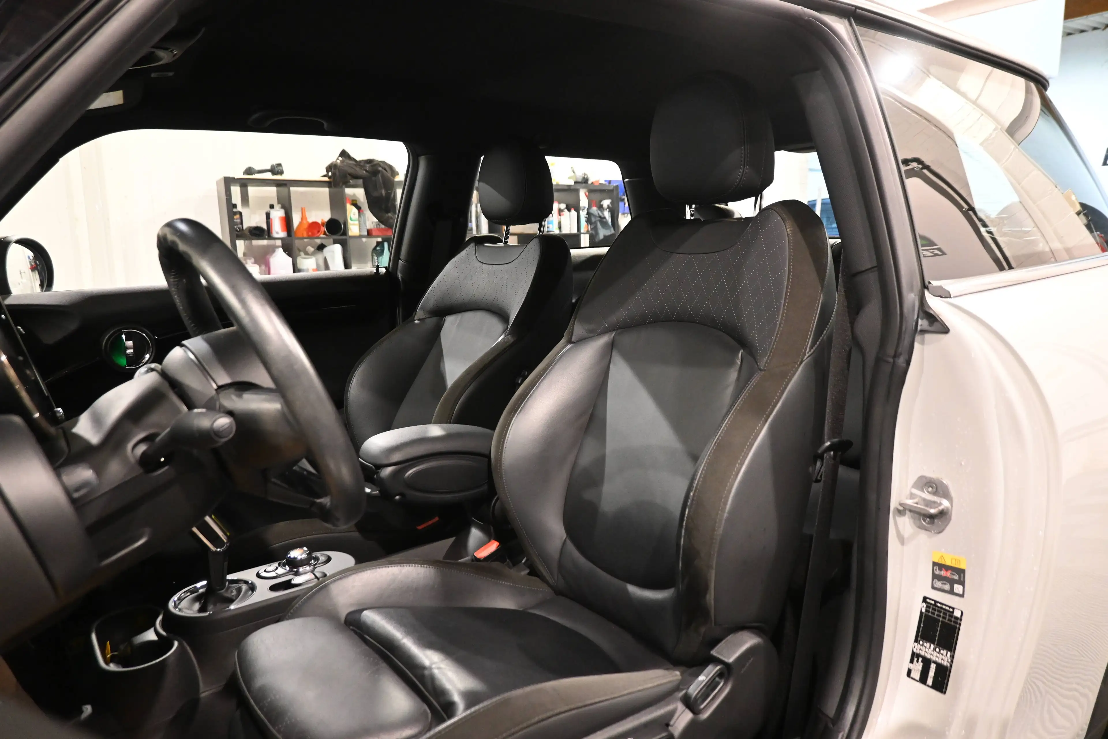 MINI Cooper SE e-Mini 28.9 kWh Cooper SE XL / CAMERA / HEAD UP / CARPLAY / ANDROID / LEDS / GPS NAVI / FULL OPTIONS !! — photo 12