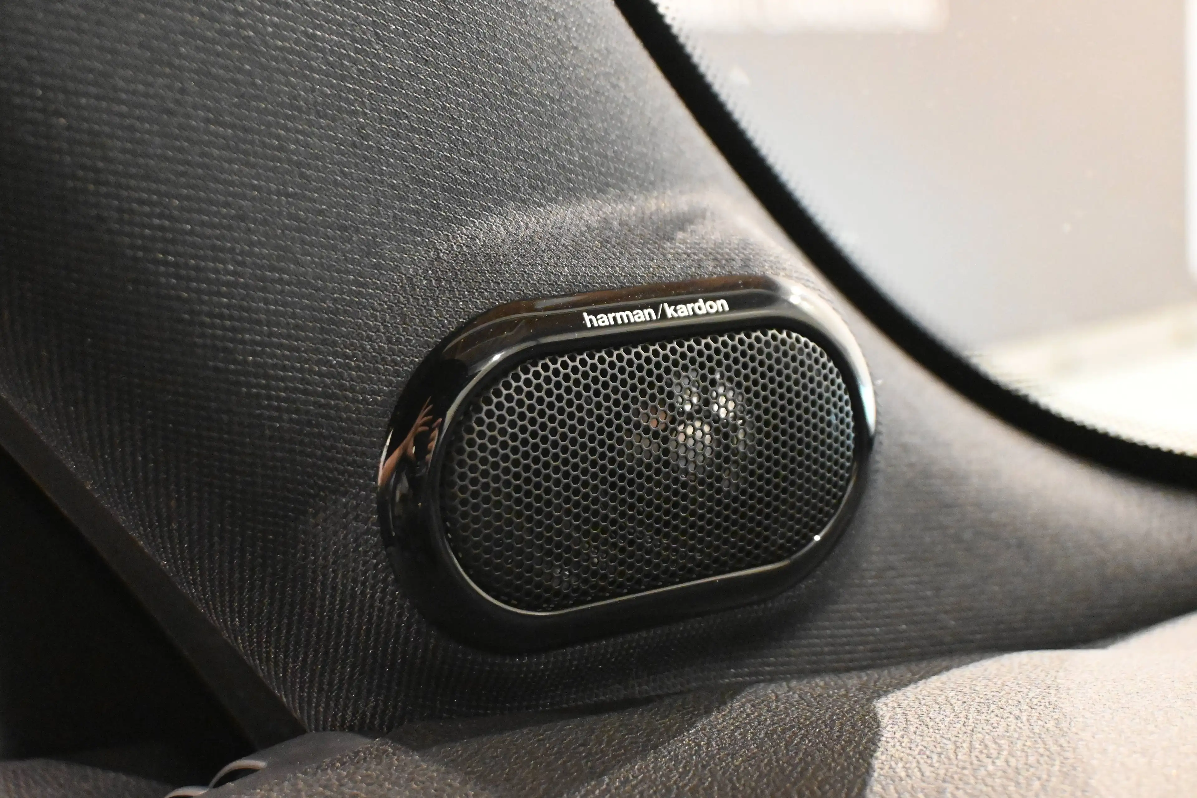 MINI Cooper SE e-Mini 28.9 kWh Cooper SE XL / CAMERA / HEAD UP / CARPLAY / ANDROID / LEDS / GPS NAVI / FULL OPTIONS !! — photo 11