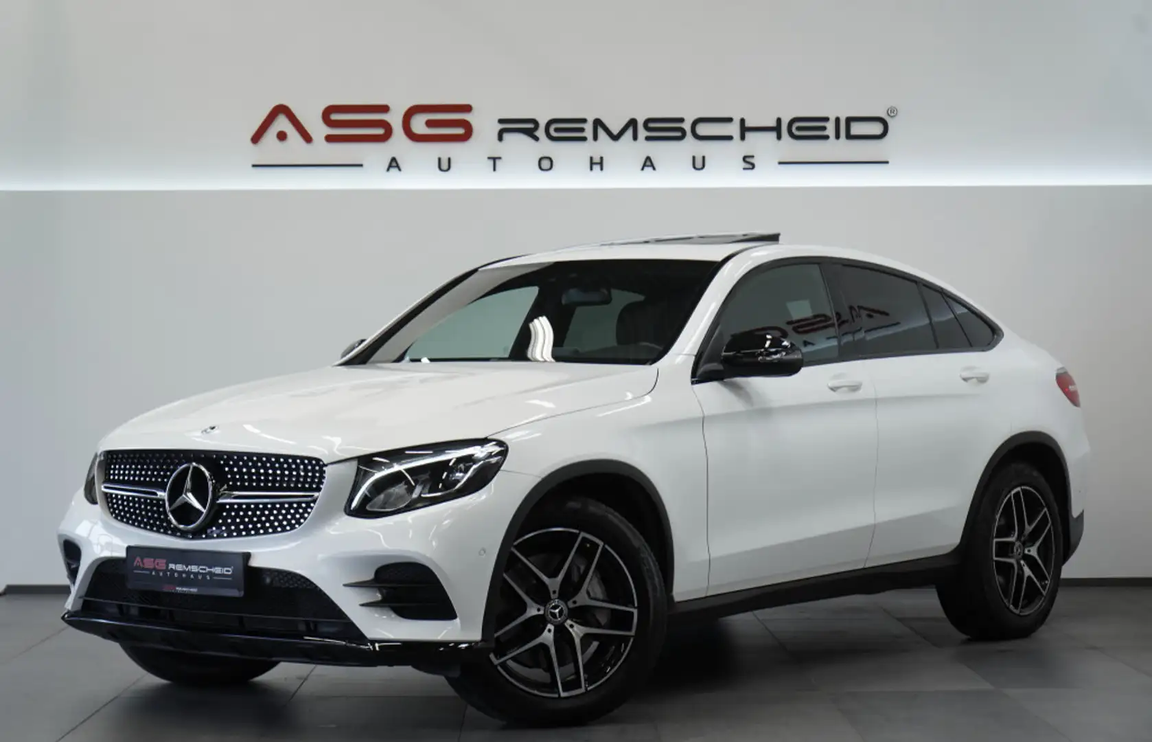 Mercedes-Benz GLC 250 d 4M Coupé AMG Line *2.H *19 *GSD*AHK White - 1