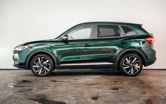 MG MG ZS view 2