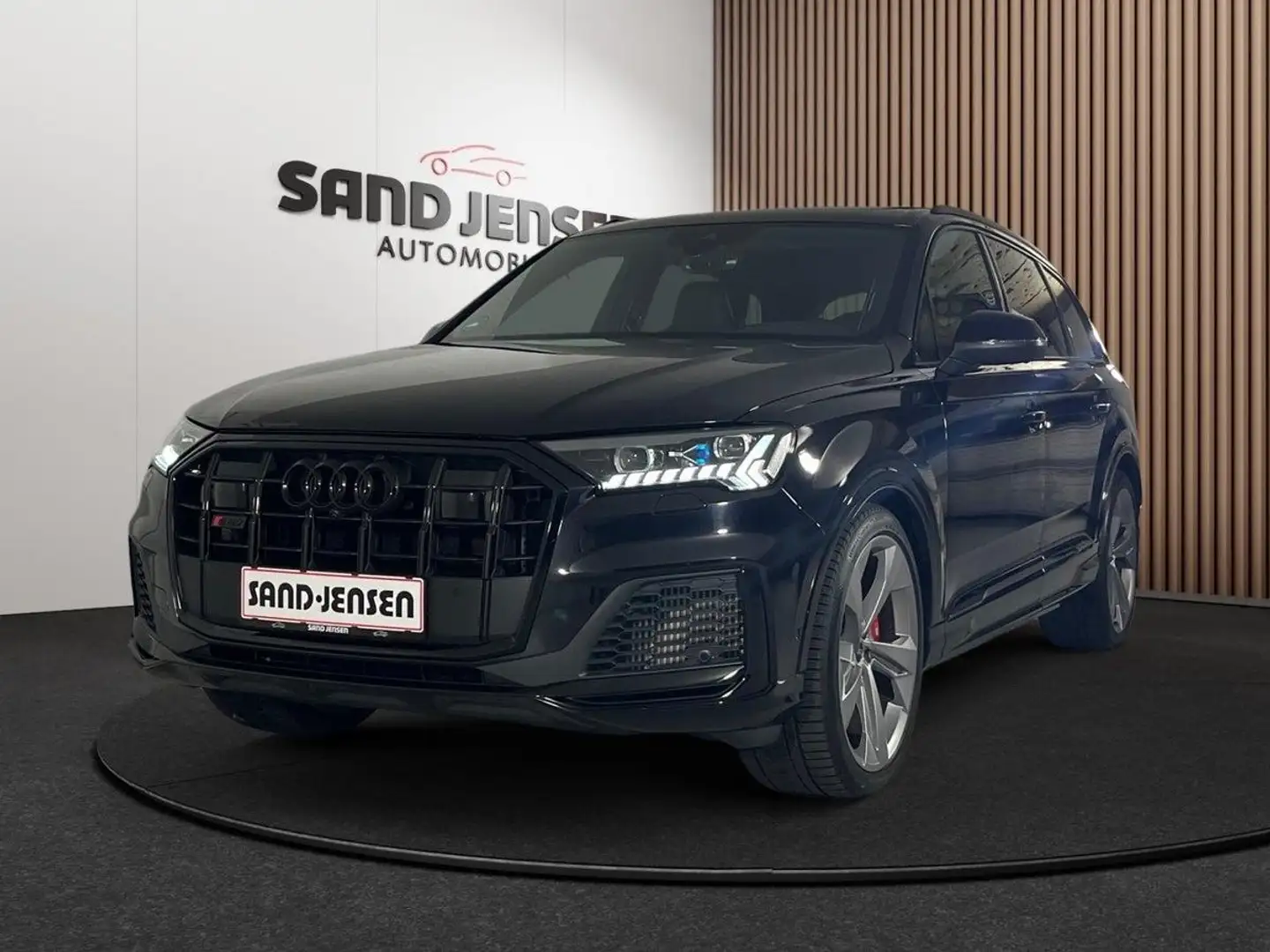Audi SQ7 4,0 TFSi Quattro AHK 22" Pano B&O Allradlenk Чорний - 2
