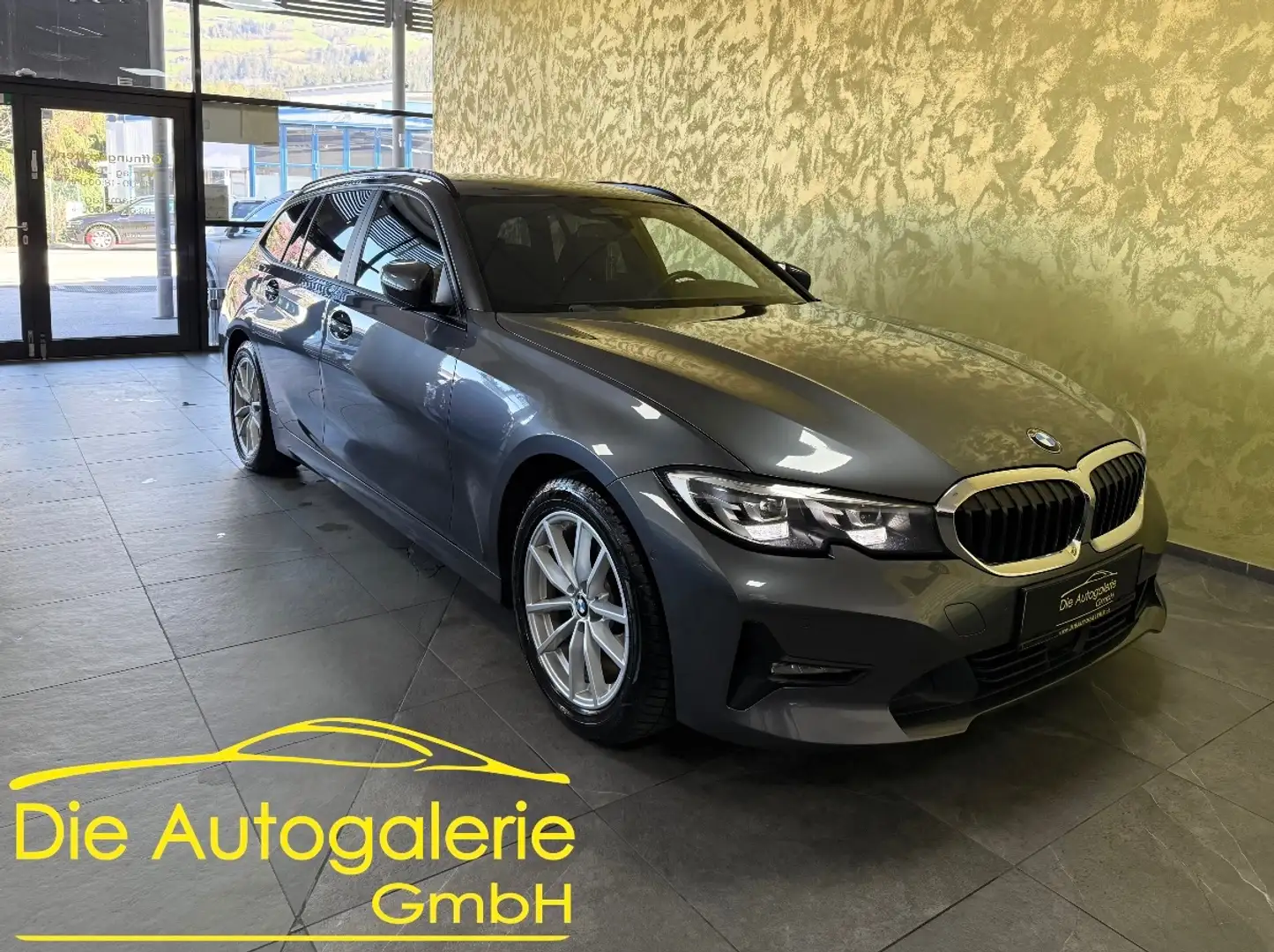 BMW 320 320 d xDrive Advantage *LED-LIGHT*LEDER*AHK.* Grau - 1