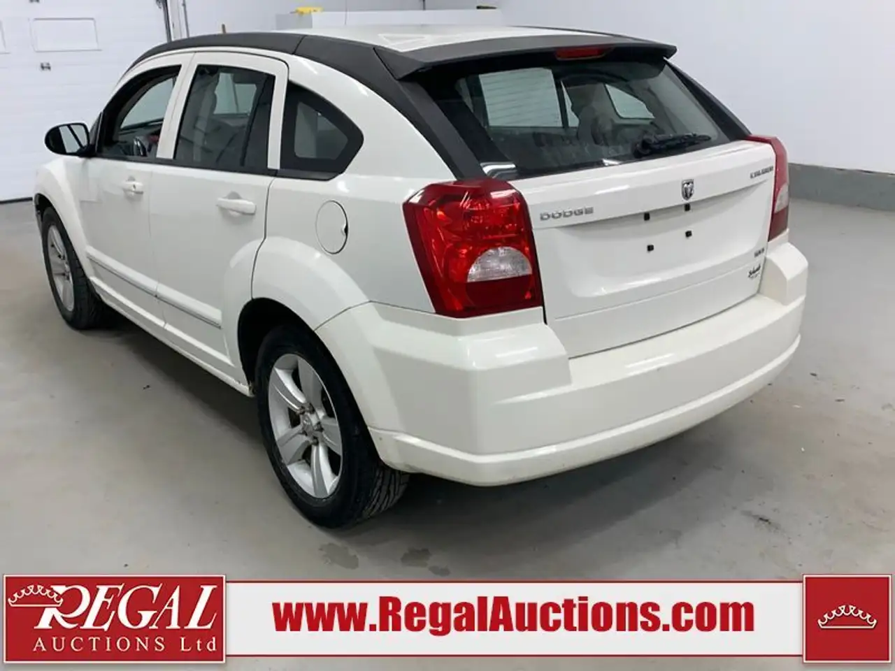 Dodge Caliber снимка Dodge Caliber