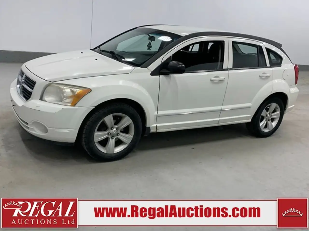 Dodge Caliber снимка Dodge Caliber