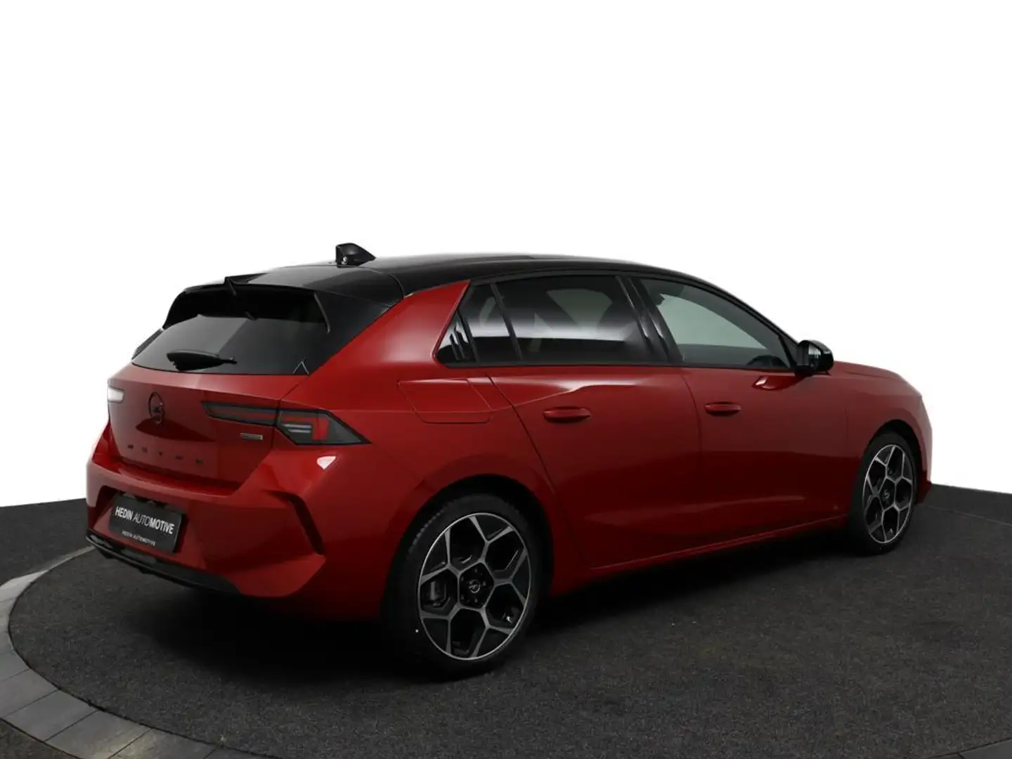 Opel Astra 1.2 Turbo 130 PK Ultimate | Panoramadak | Adaptiev Rood - 2