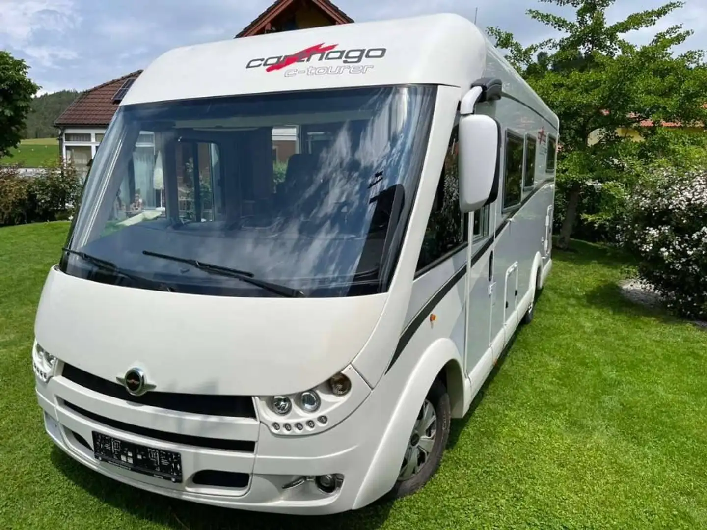 Caravans-Wohnm Carthago C-Tourer i144LE Weiß - 1
