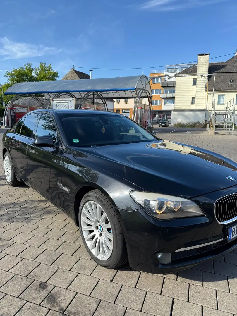 BMW 730 Negru - 2