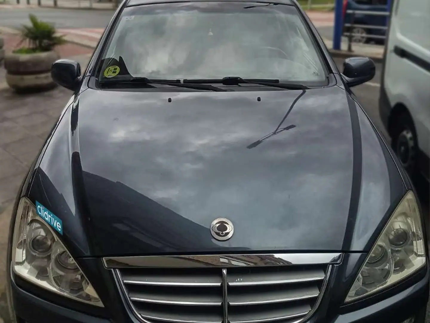 SsangYong Kyron 200Xdi Gris - 2