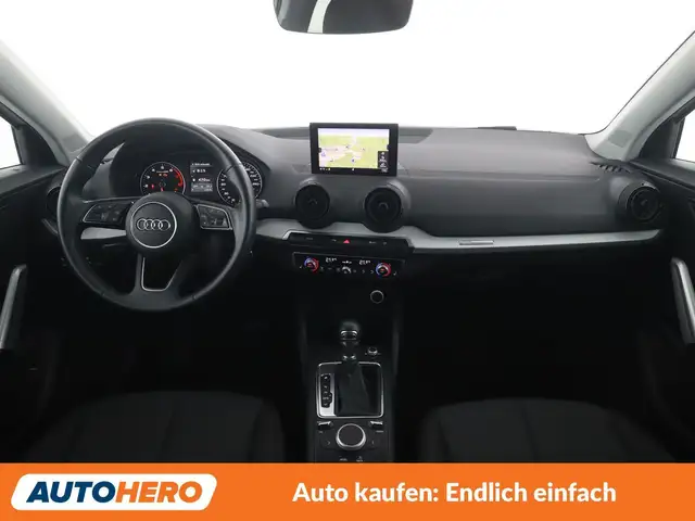 Audi Q2 view 12
