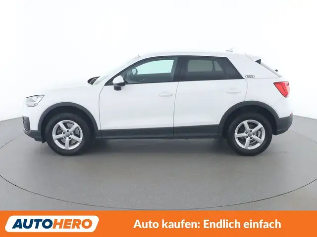 Audi Q2 view 3