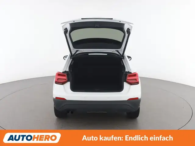 Audi Q2 view 16
