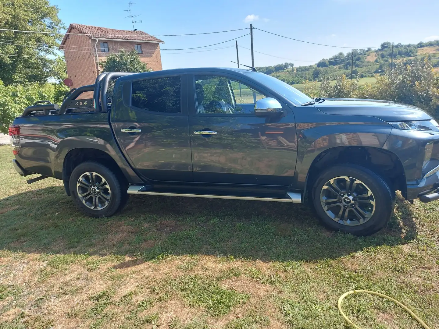Mitsubishi PICK UP L200 TRITON INTENSE - 1