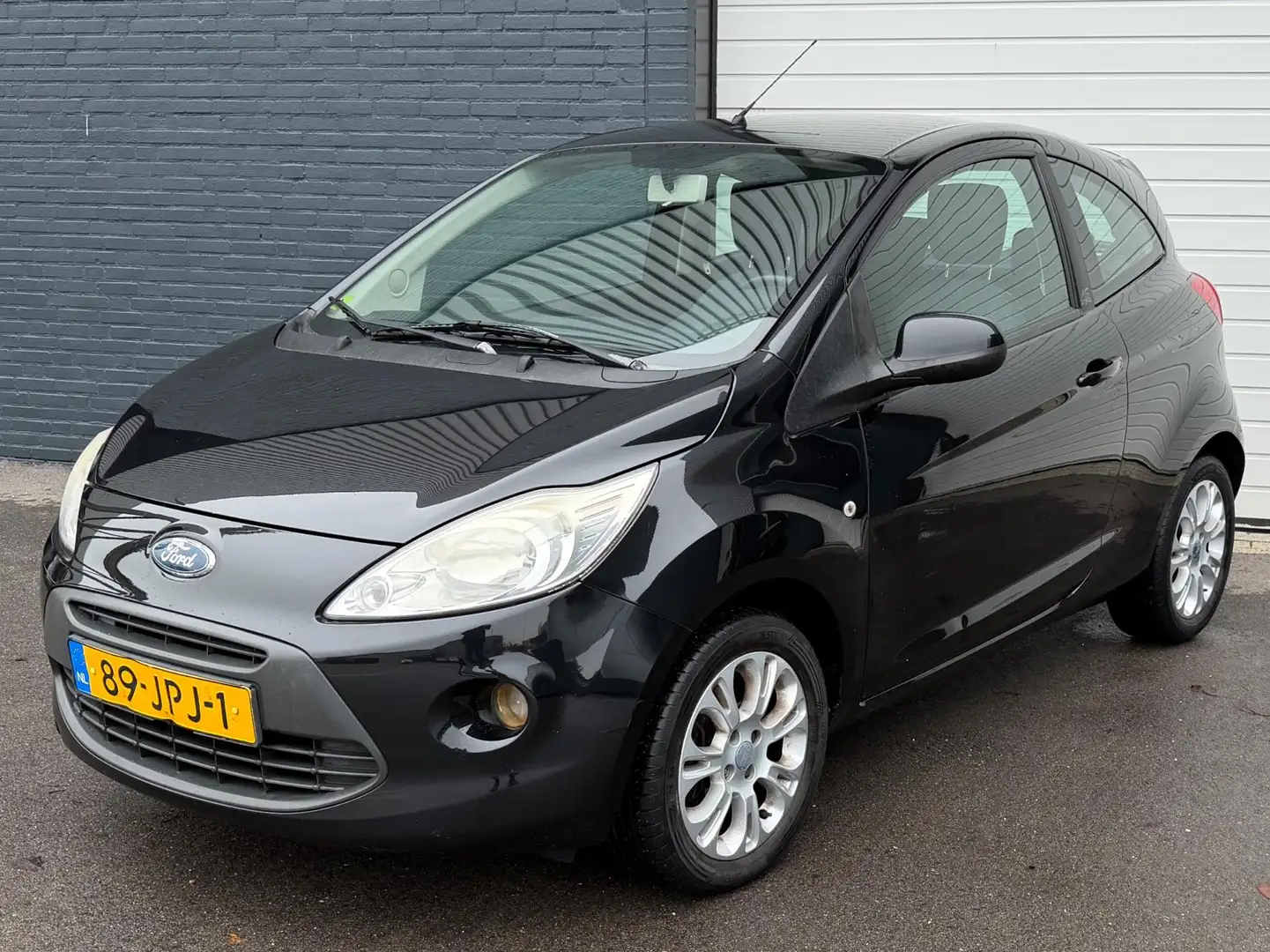 Ford Ka/Ka+ 1.2 Titanium NWEAPK/DISTRIVERVANGEN/AIRCO/LMV/ELKP Negro - 2
