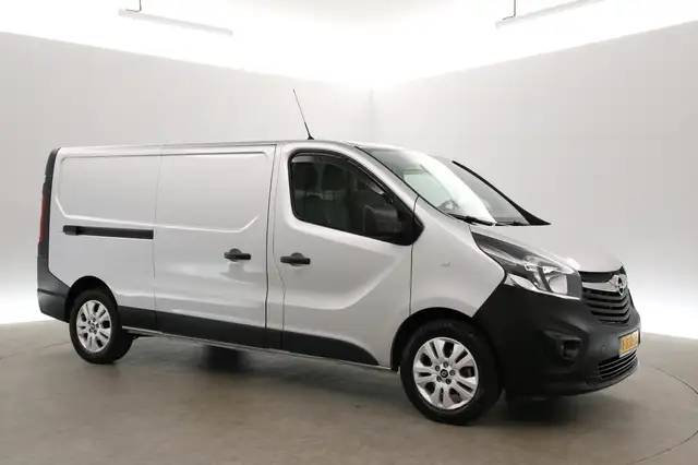 Opel Vivaro view 6