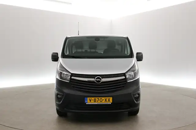 Opel Vivaro view 7