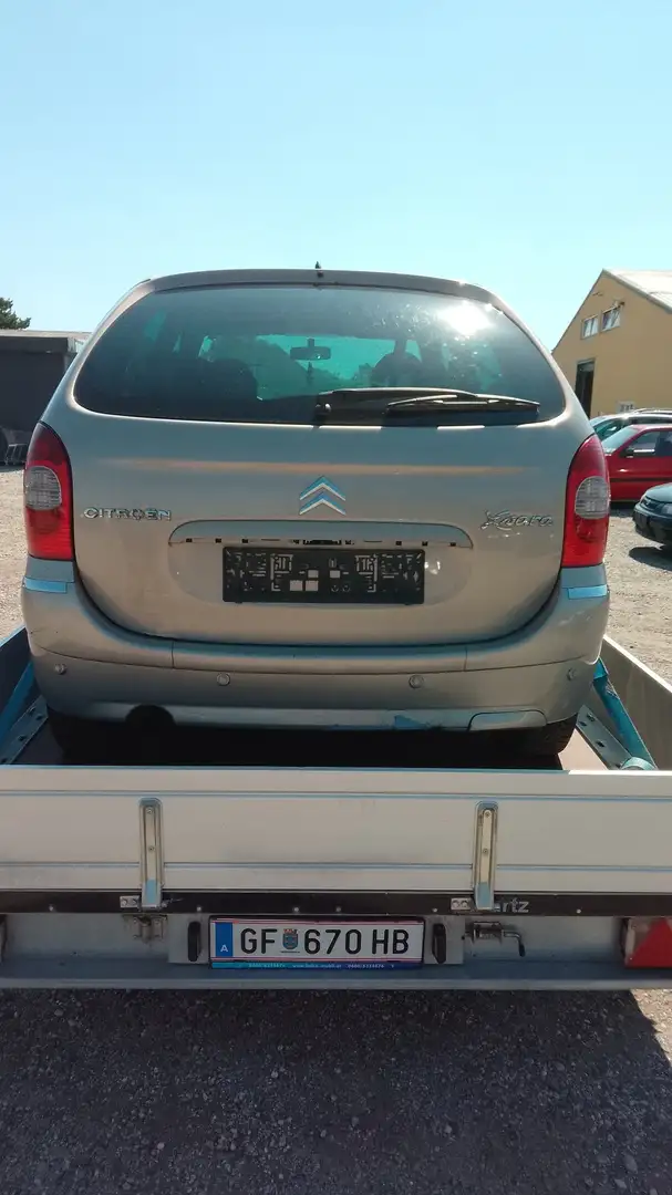 Citroen Xsara Break 2,0 Family HDi - 1