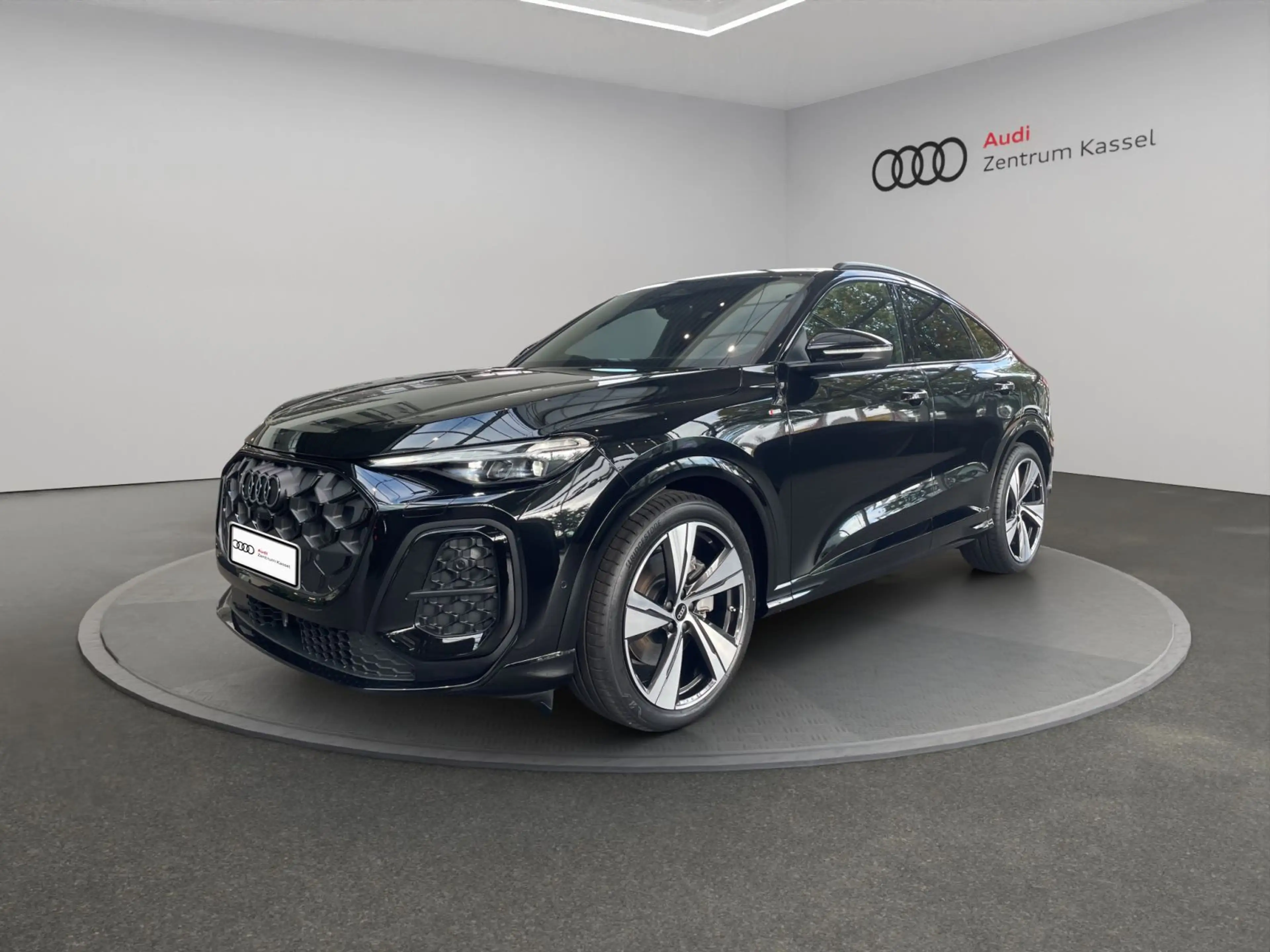 Audi Q5 SB TDI qu. S line Matrix B&O HuD Luftfahrwerk — photo 2