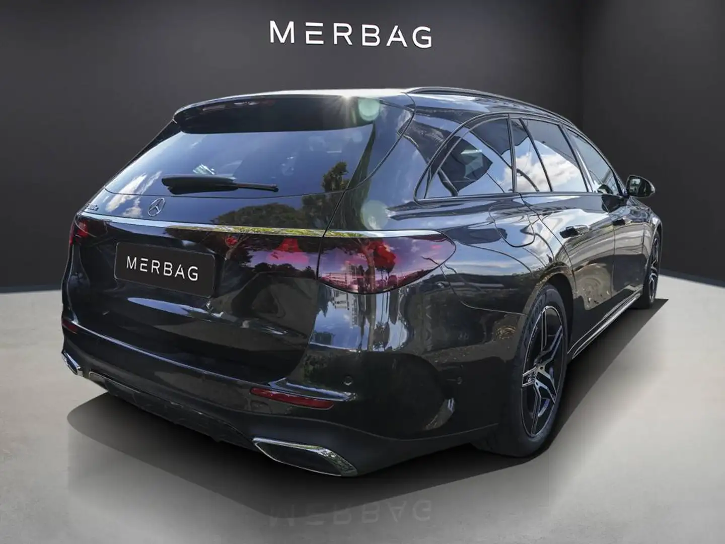 Mercedes-Benz E 300 e T AMG-LINE-PREMIUM-PLUS PANO HUD AHK Gris - 2