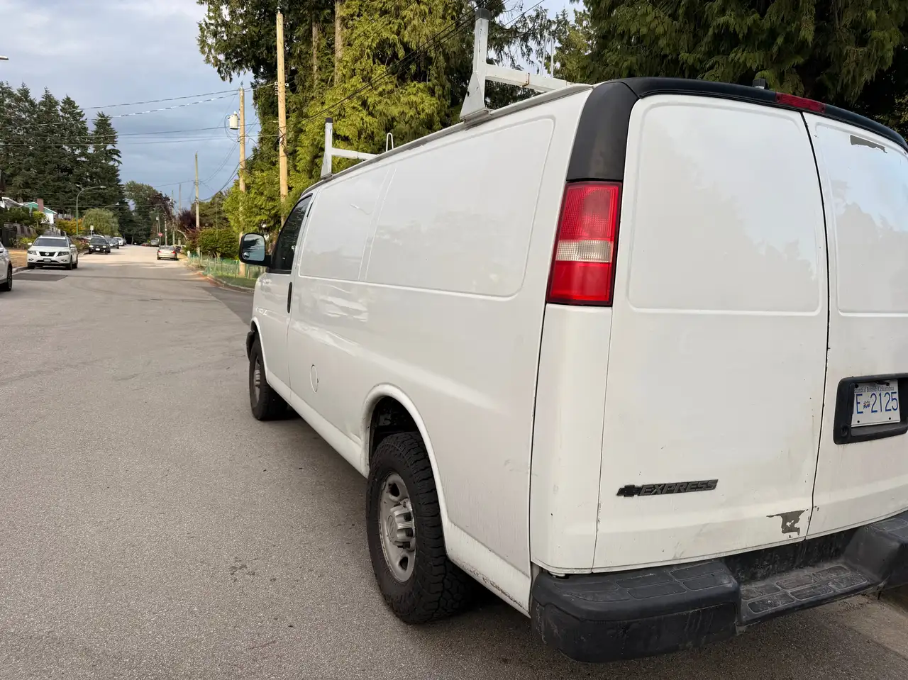 Chevrolet Express 2500 снимка Chevrolet Express 2500