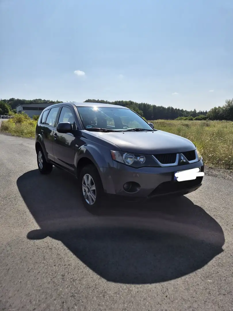 Mitsubishi Outlander 2.0 DI-D 4WD Inform - 2