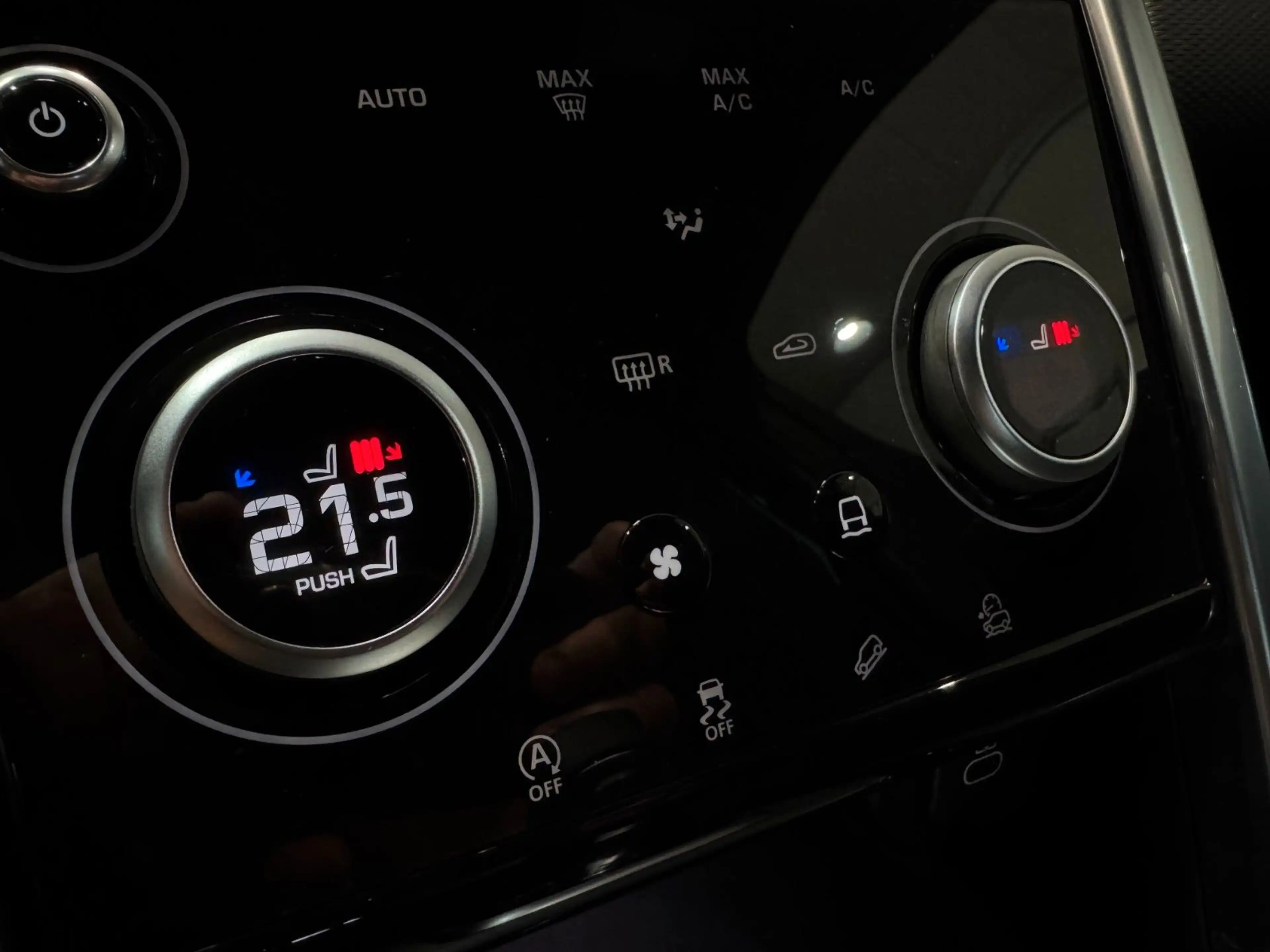 Land Rover Discovery /Sport/R-Dynamic/S/AWD/LED/SHZ/AHK/MWST — photo 15