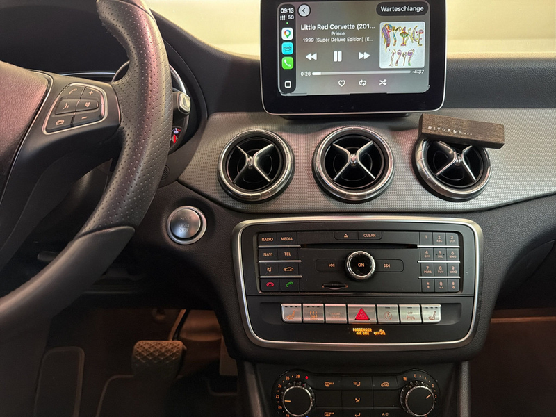 Mercedes-Benz CLA 180 Shooting Brake AMG Line STANDHZ LED — photo 10