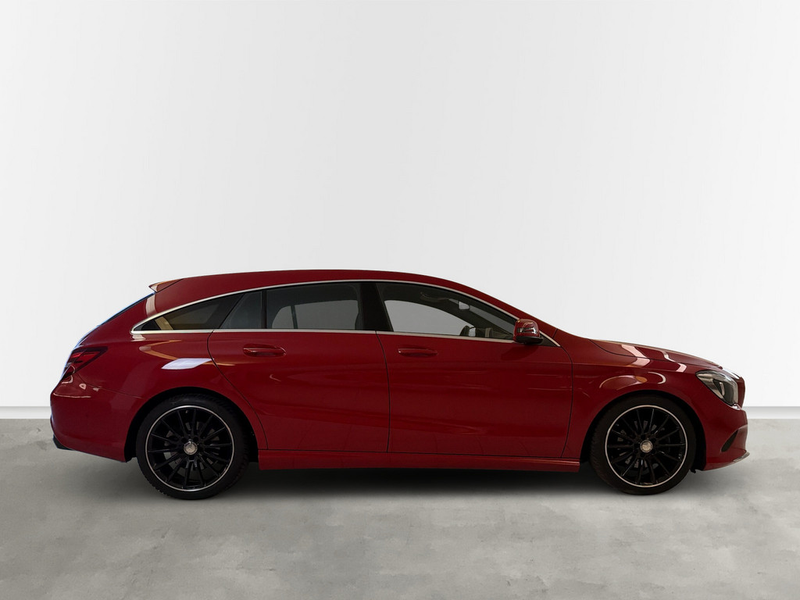 Mercedes-Benz CLA 180 Shooting Brake AMG Line STANDHZ LED — photo 4