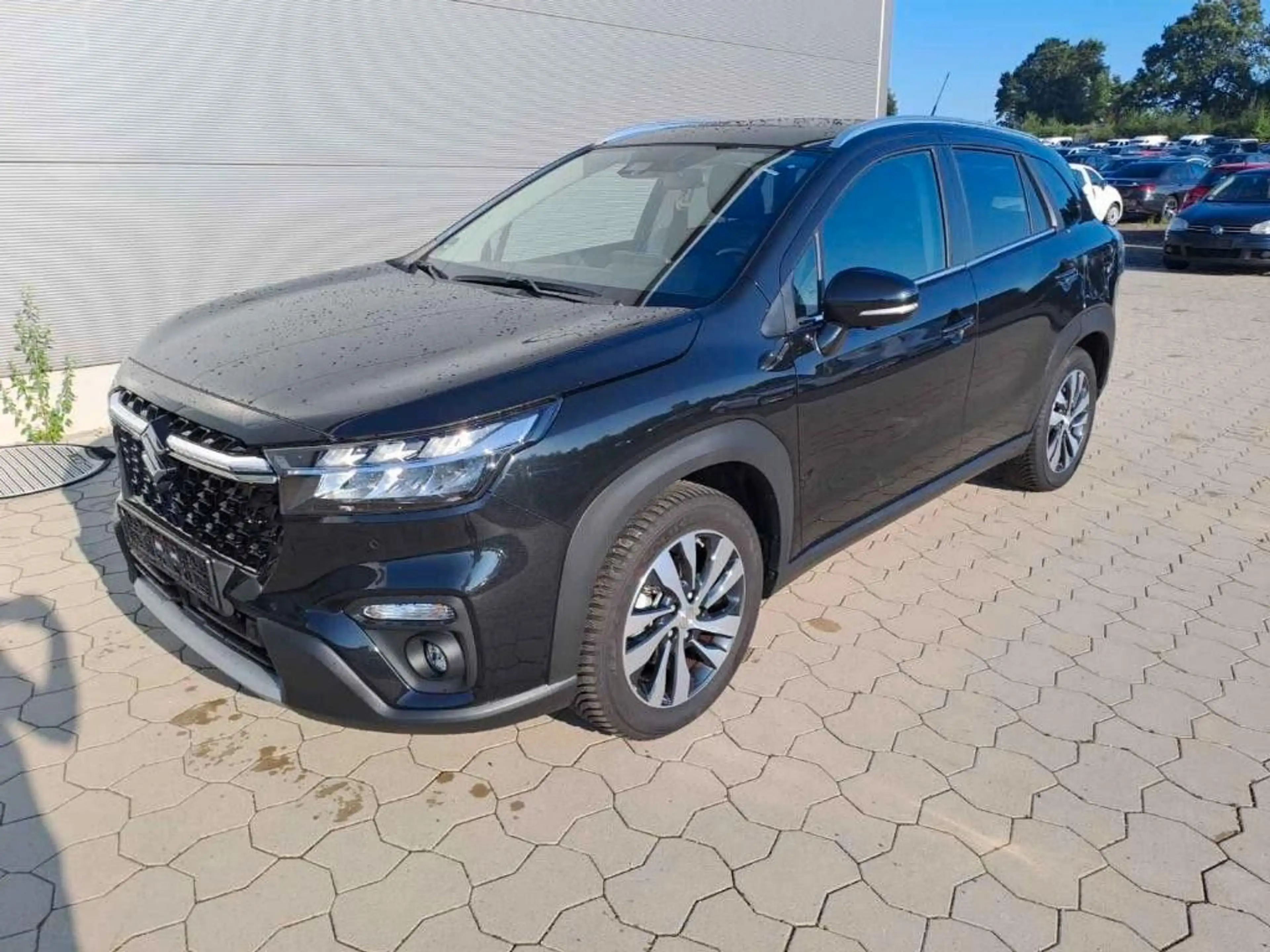 Suzuki SX4 S-Cross 1.4 HYBRID AT NAVI/LED/KAMERA/SHZ — photo 3