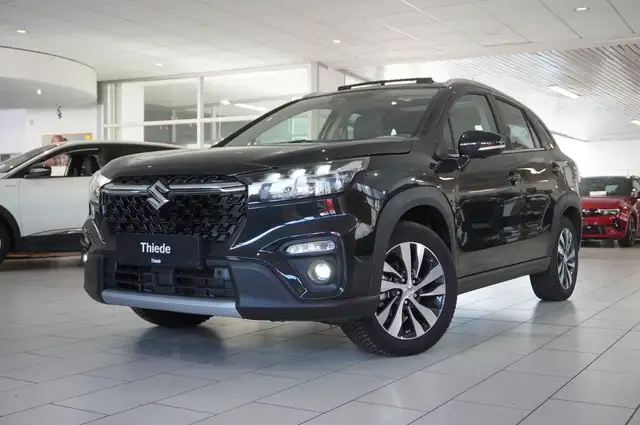 Suzuki SX4 S-Cross view 4