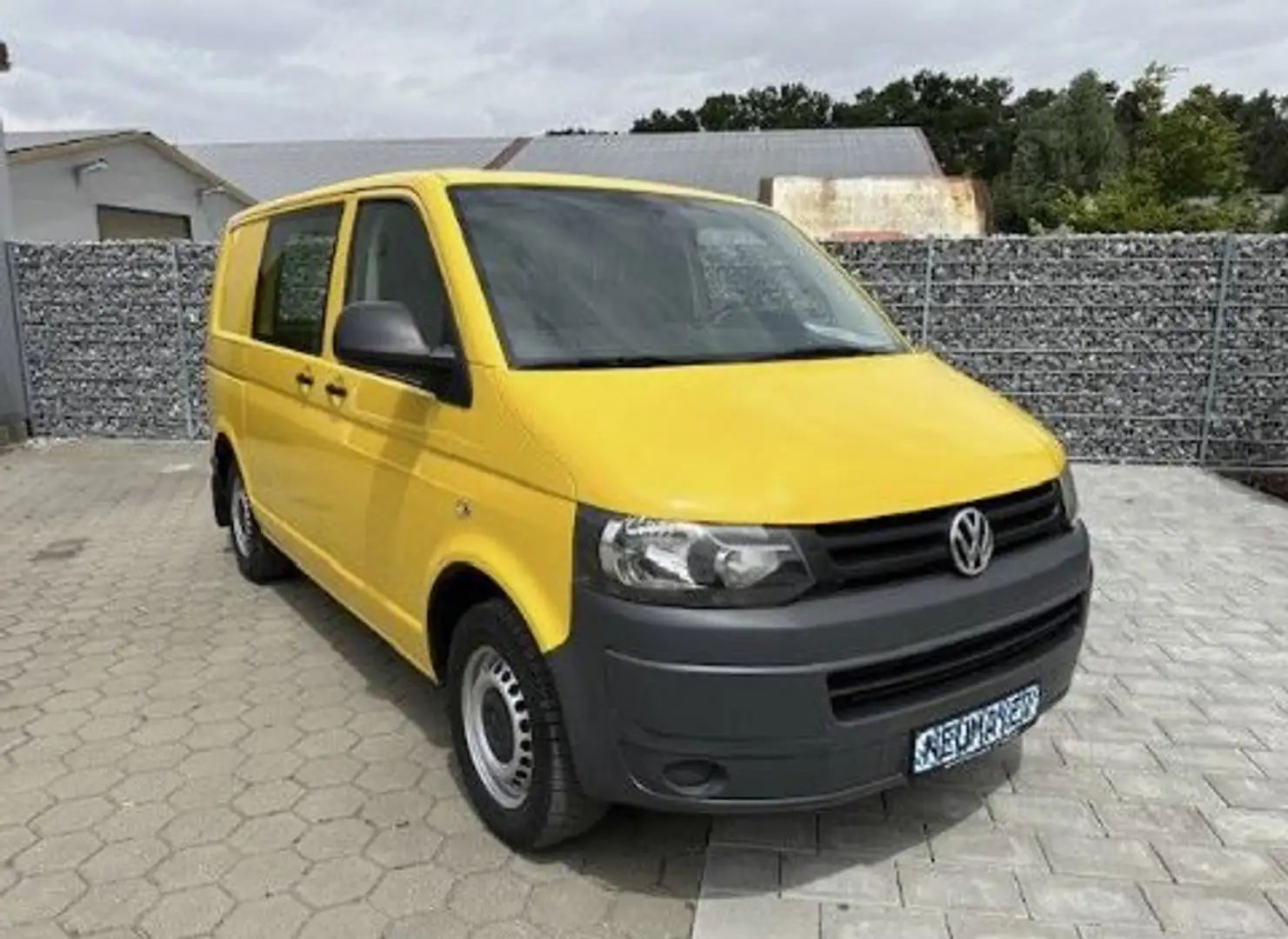 Volkswagen Transporter Furgón 1.9TDI 84 Jaune - 1