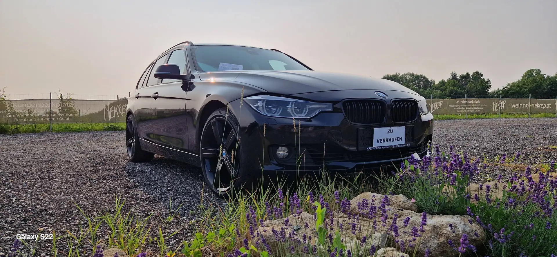 BMW 330 330d Touring Aut. X-drive Schwarz - 1