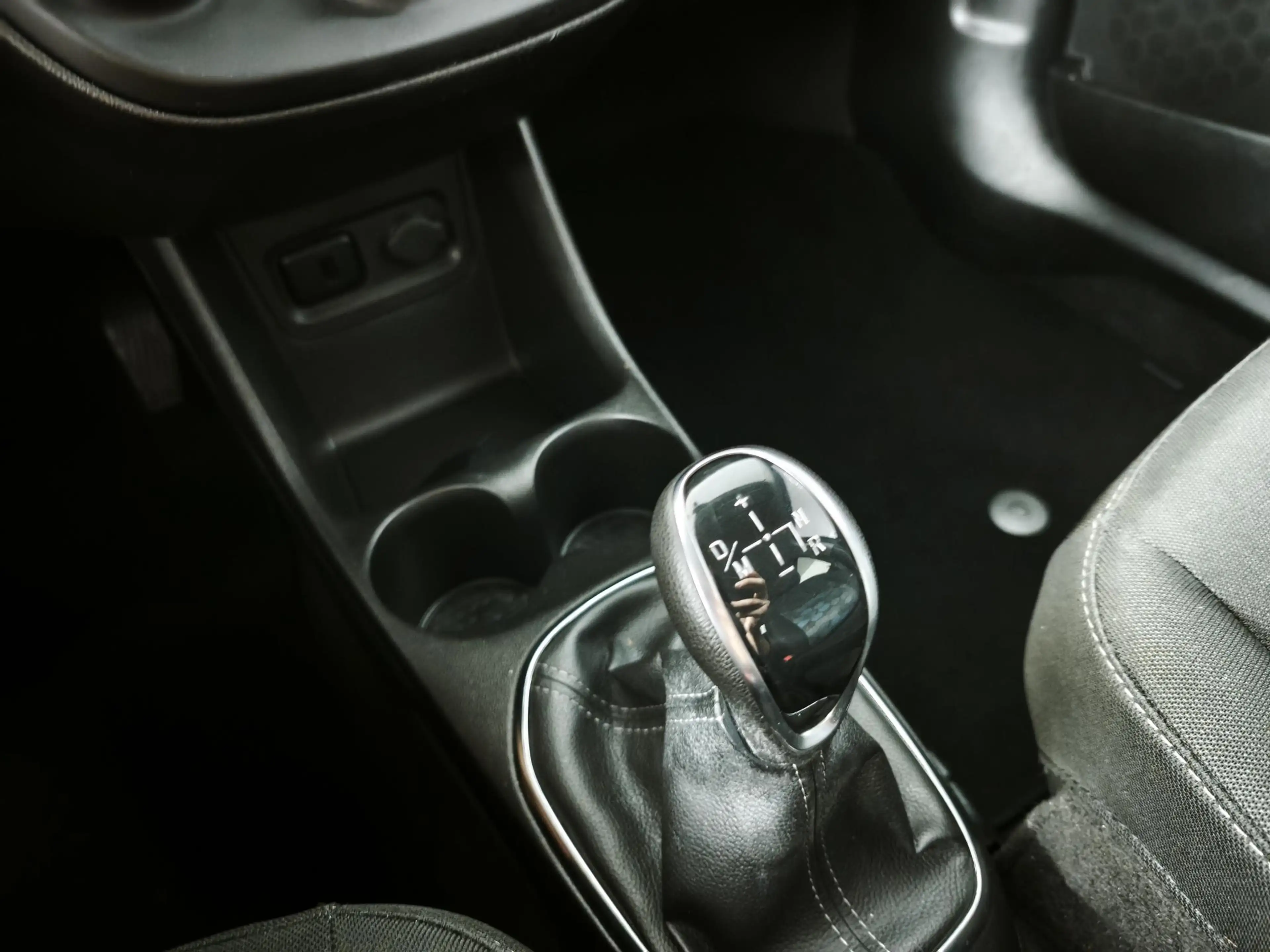 Opel Karl 1.0 Rocks Online Edition | Apple CarPlay / Android — photo 25