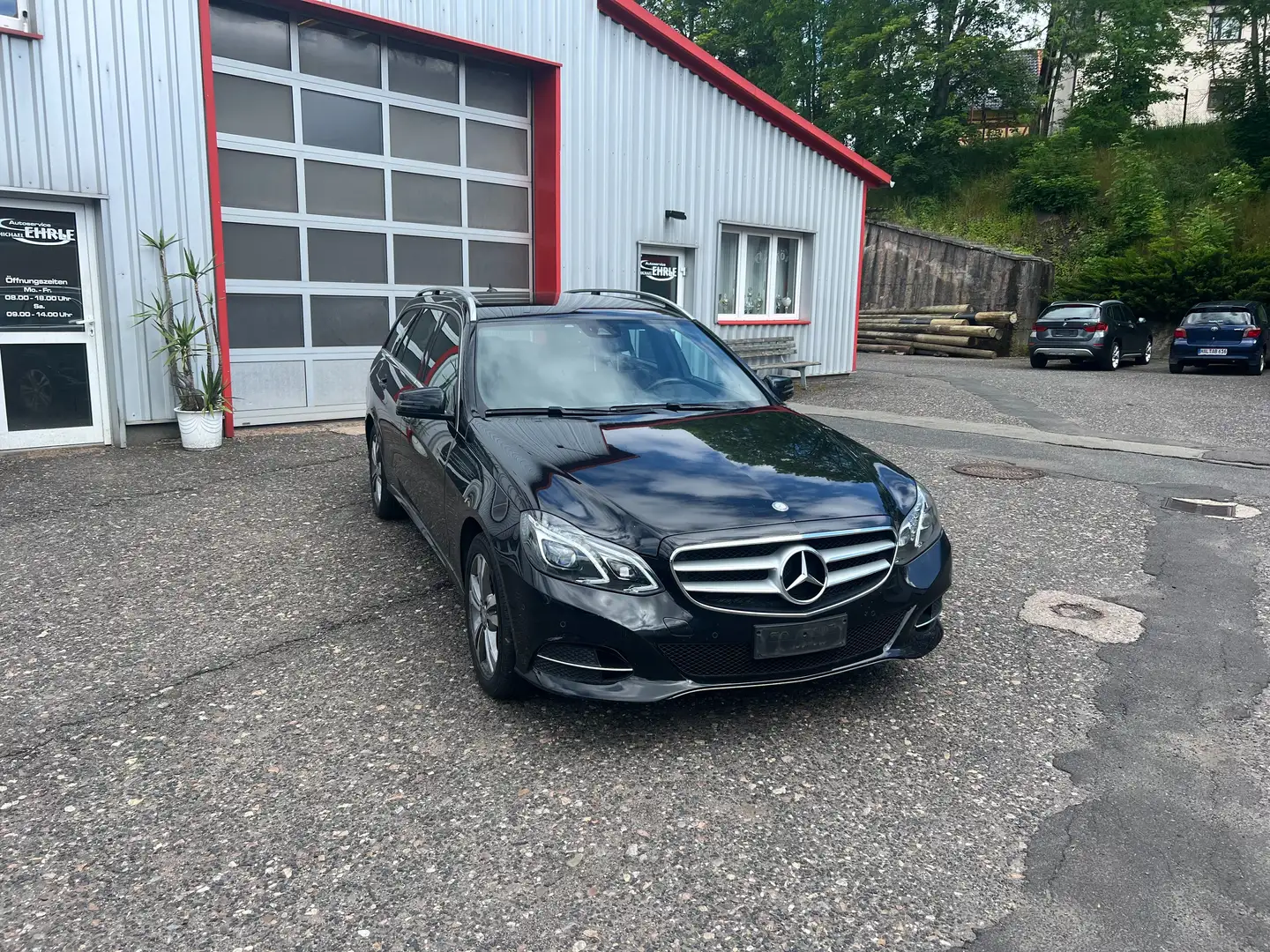 Mercedes-Benz E 220 E 220 BlueTec 4Matic (212.211) Noir - 1