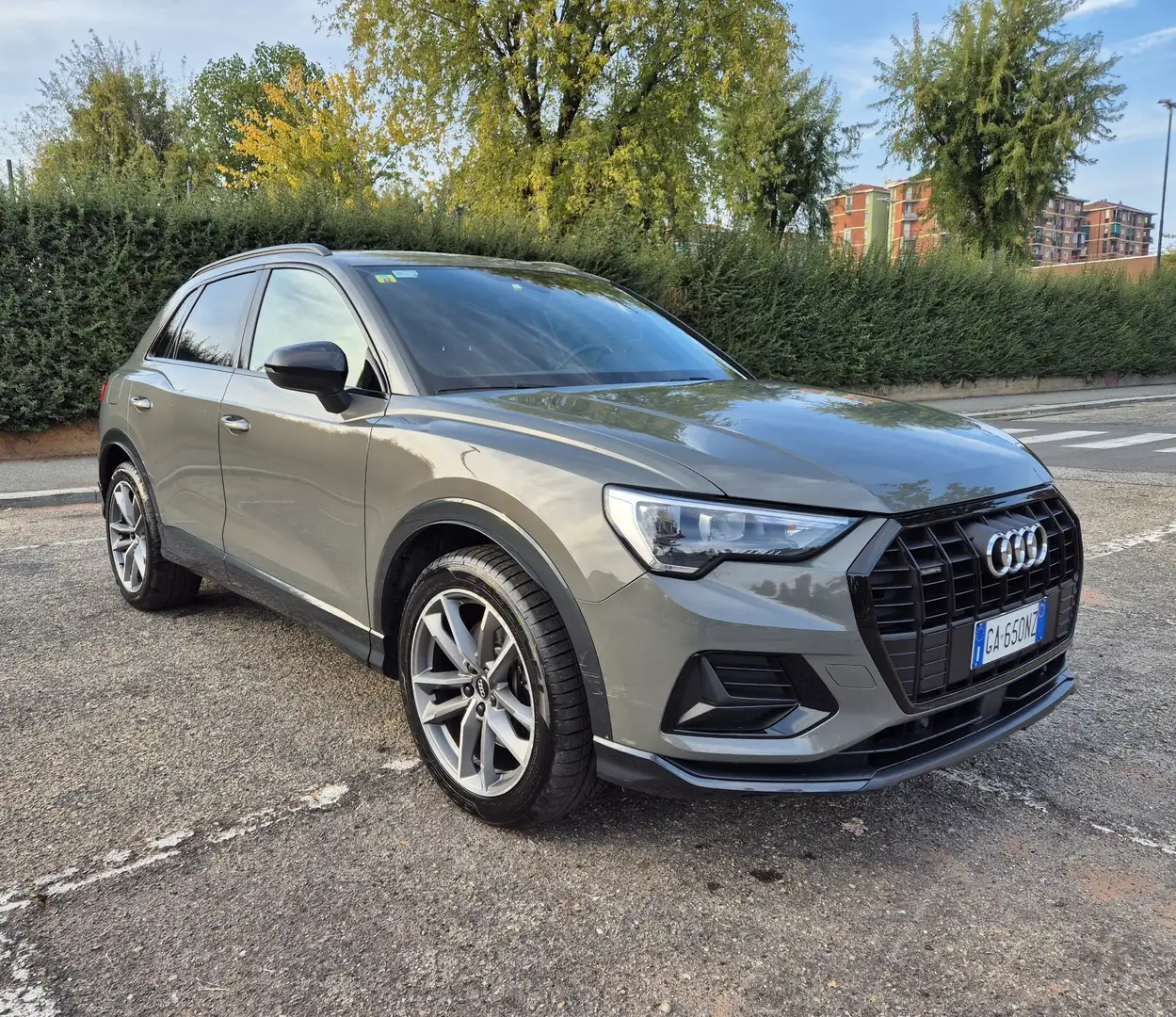 Audi Q3 tdi BusinessAdvan quattro 190cv s-tronic Iva esp Gris - 1