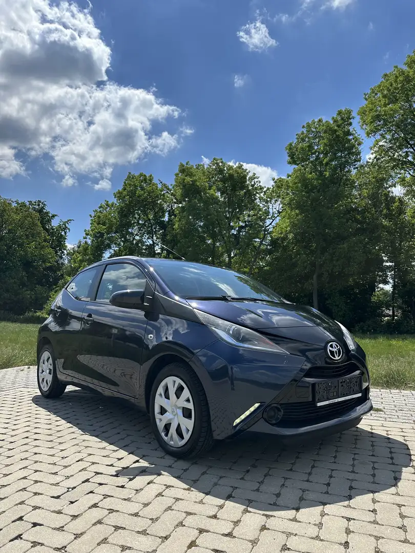 Toyota Aygo 1.0i VVT-i x-play - 1