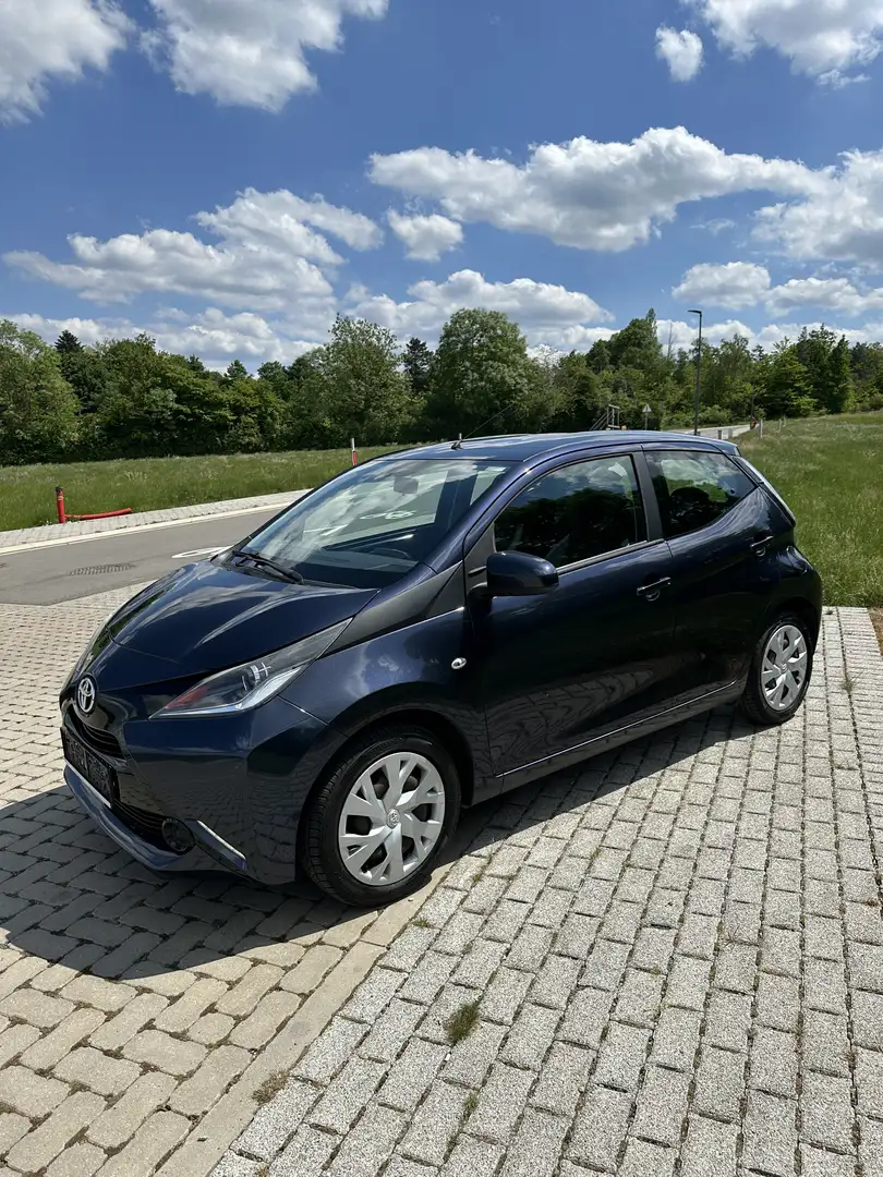 Toyota Aygo 1.0i VVT-i x-play - 2
