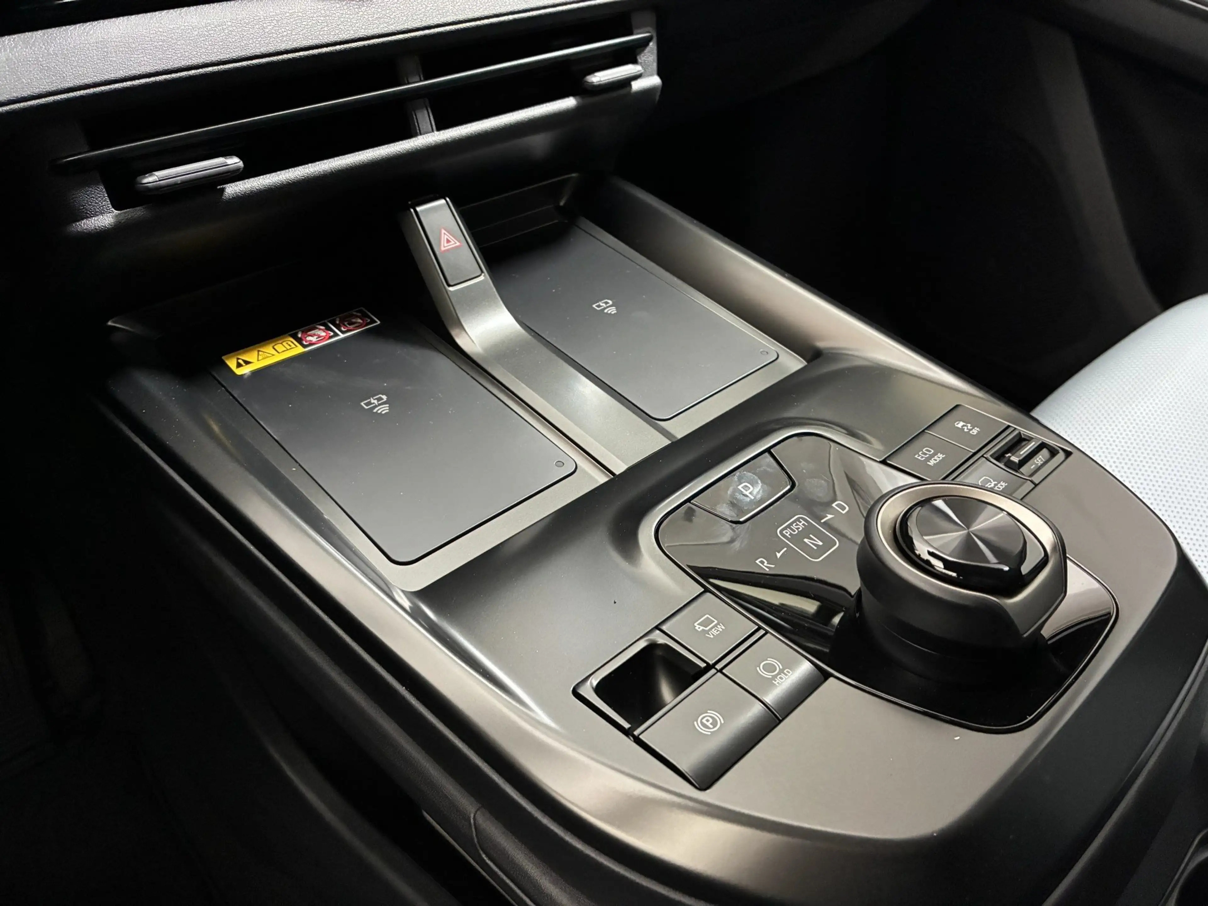 Toyota bZ4X Elektro 252 kW AWD Lounge — photo 11