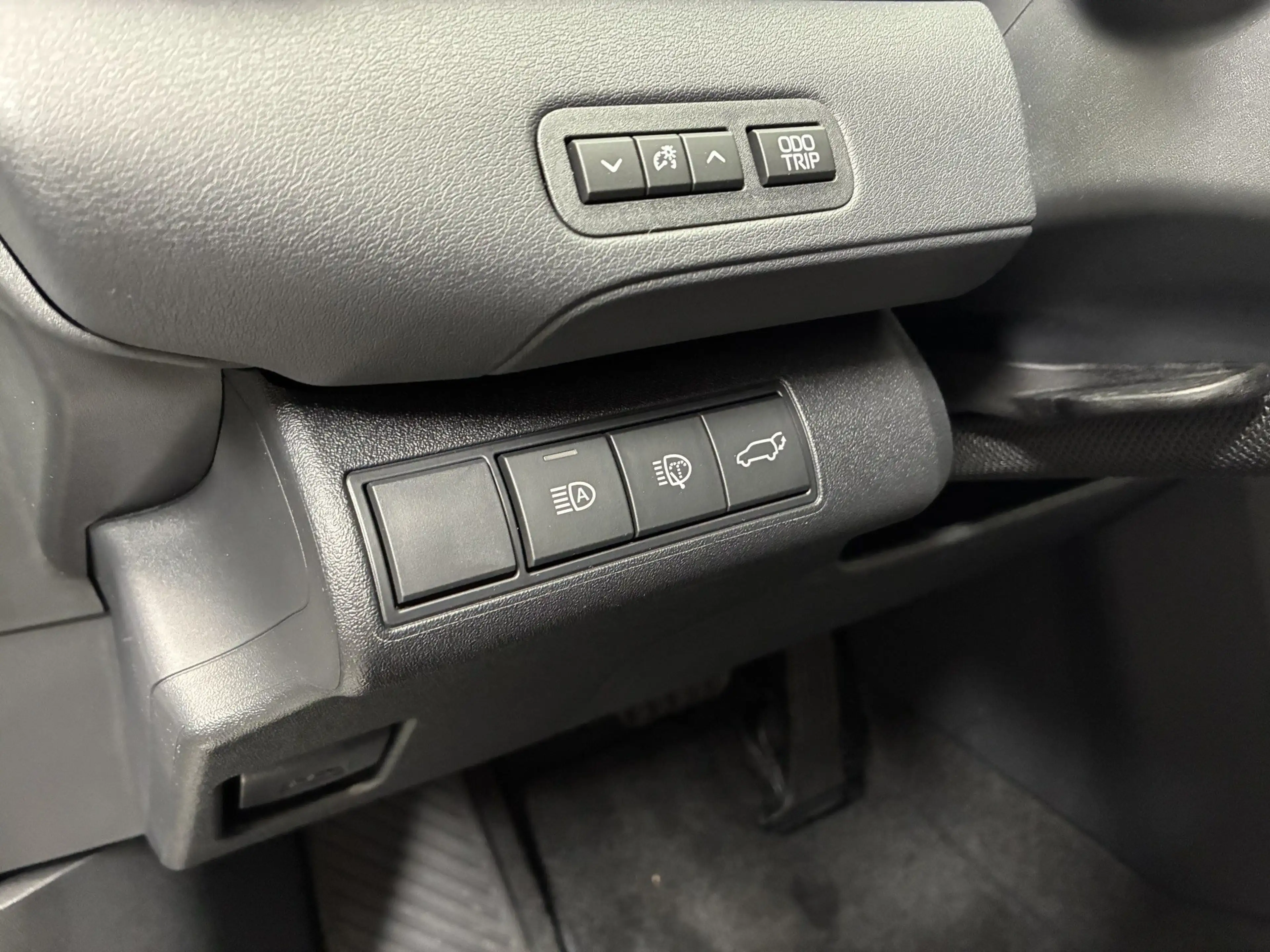 Toyota bZ4X Elektro 252 kW AWD Lounge — photo 9